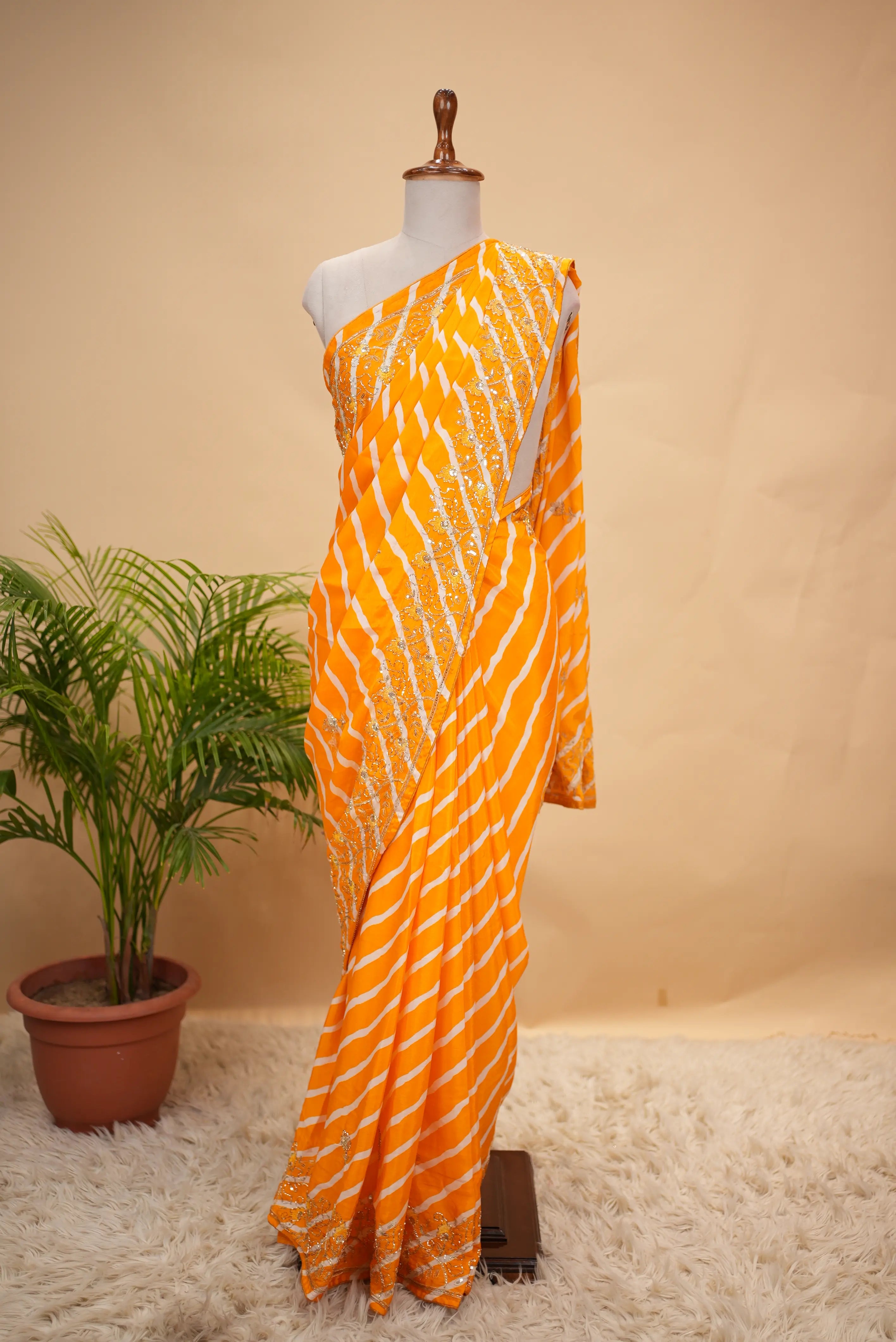 Viscose Chinon Leheriya Saree with Cut Dana & Sequence work (With Blouse)