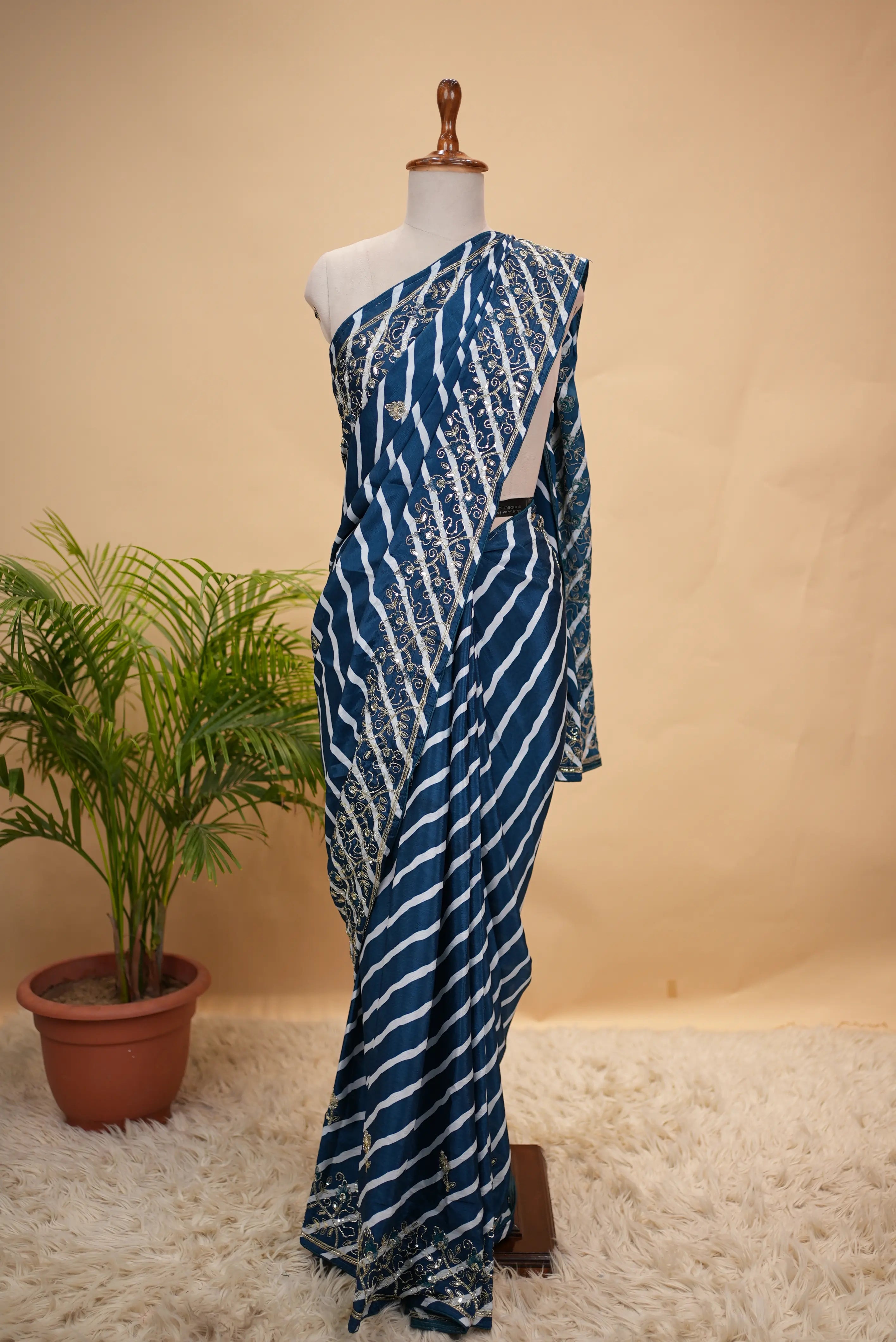 Viscose Chinon Leheriya Saree with Cut Dana & Sequence work (With Blouse)