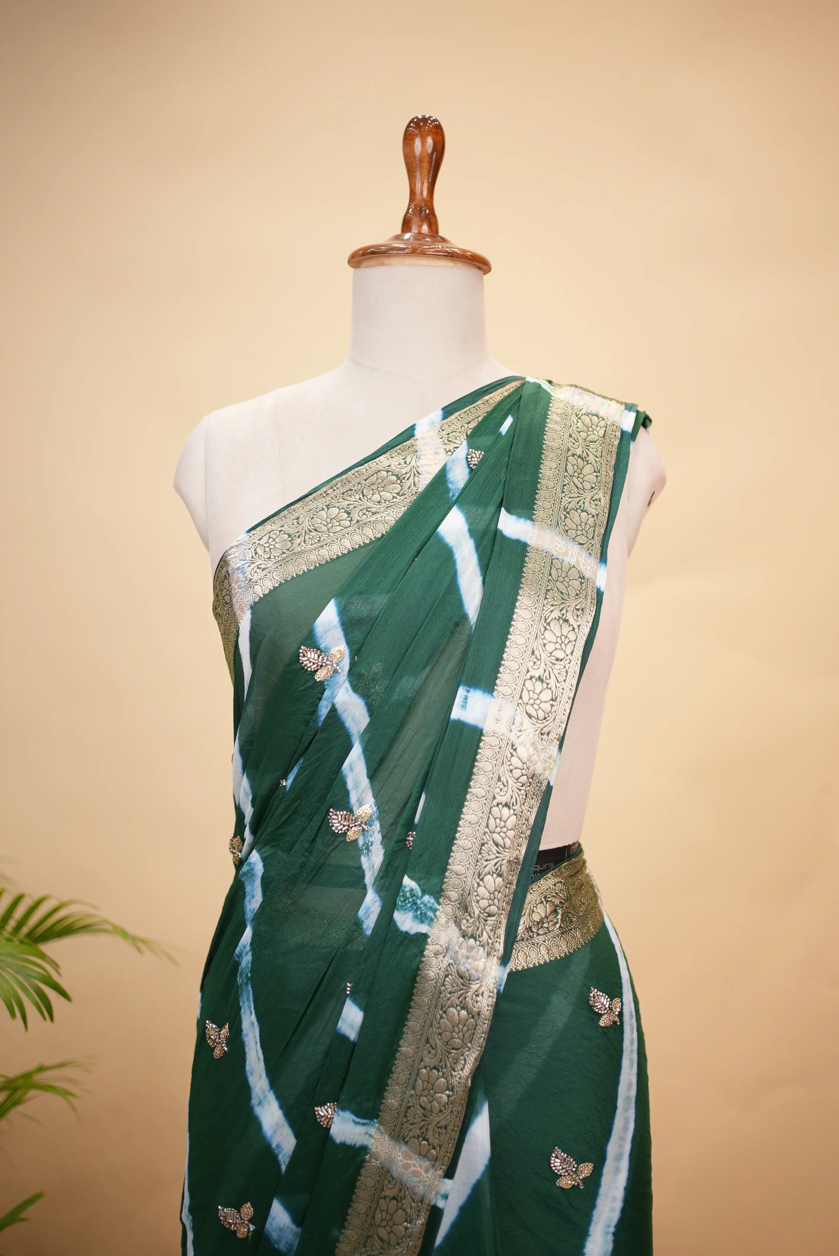 Zari Border Leheriya Saree with Sequence & Beads Work Buti Pattern (With Blouse)