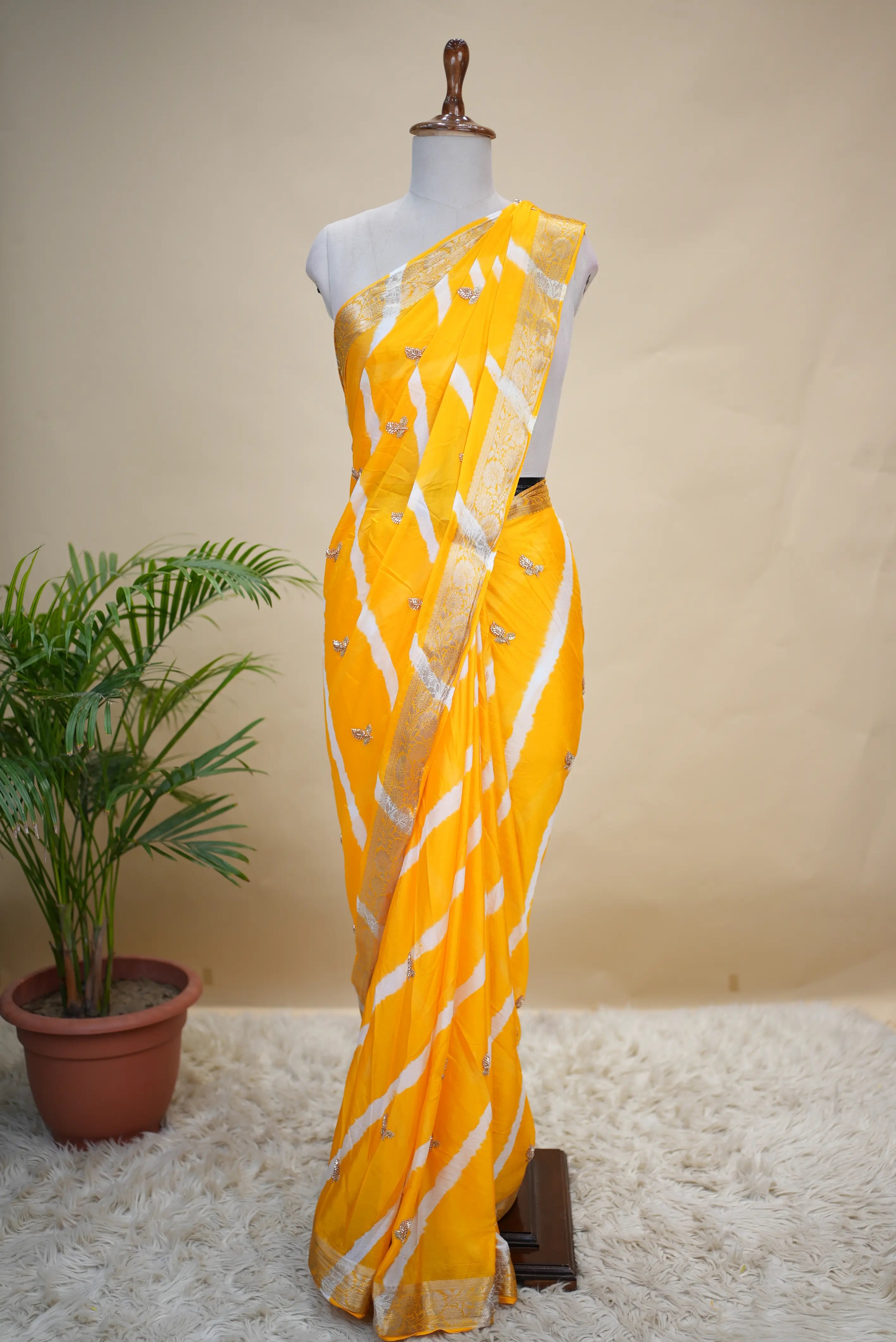 Zari Border Leheriya Saree with Sequence & Beads Work Buti Pattern (With Blouse)