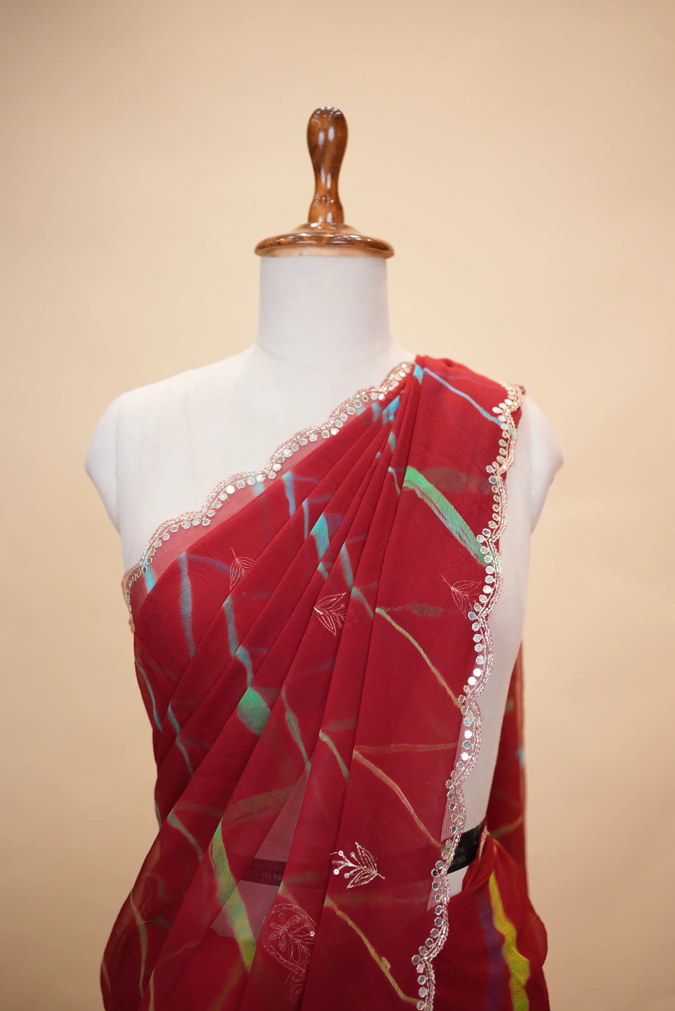 Chiffon Fabric Leheriya Saree with Butta Pattern (With Blouse)