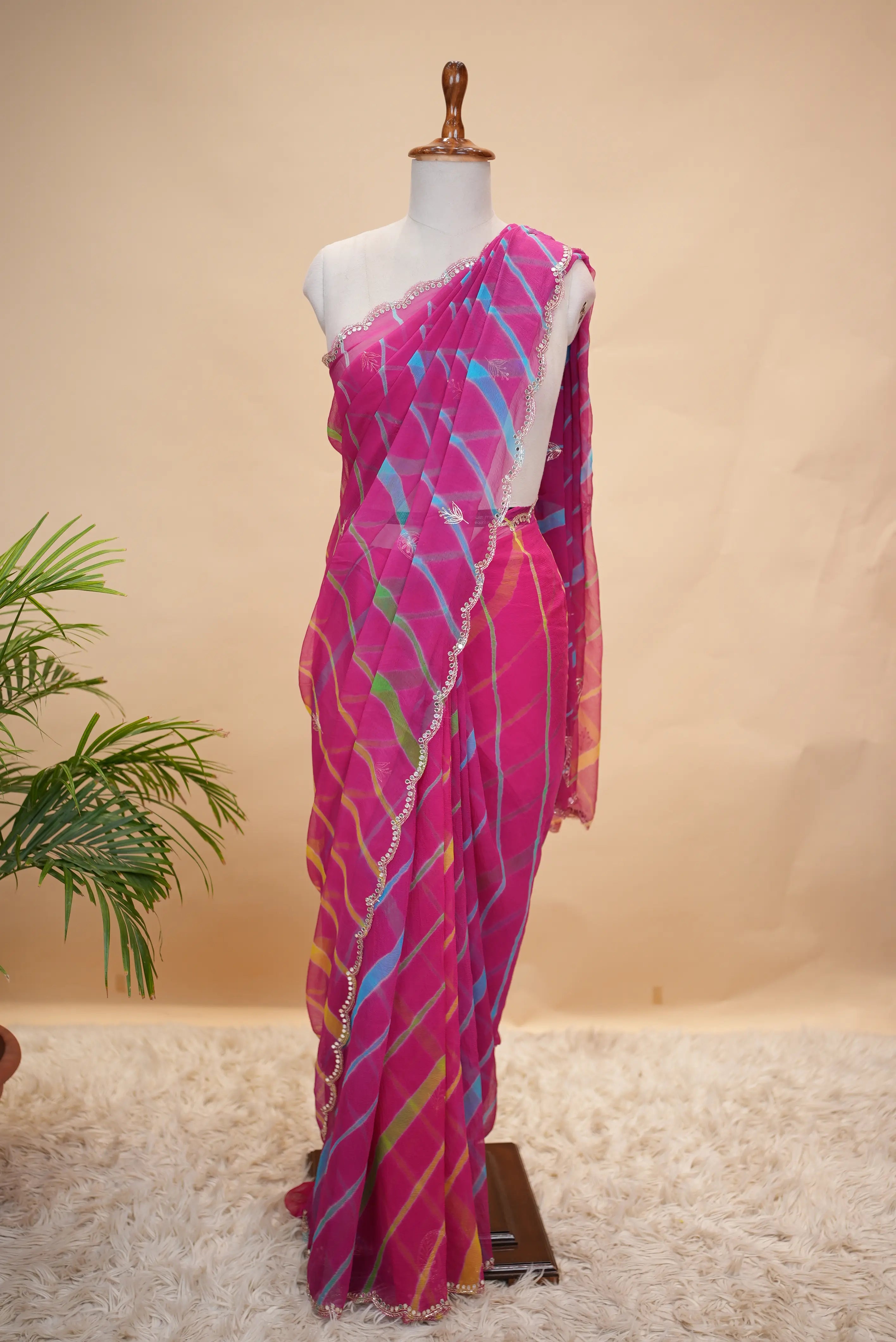 Chiffon Fabric Leheriya Saree with Butta Pattern (With Blouse)