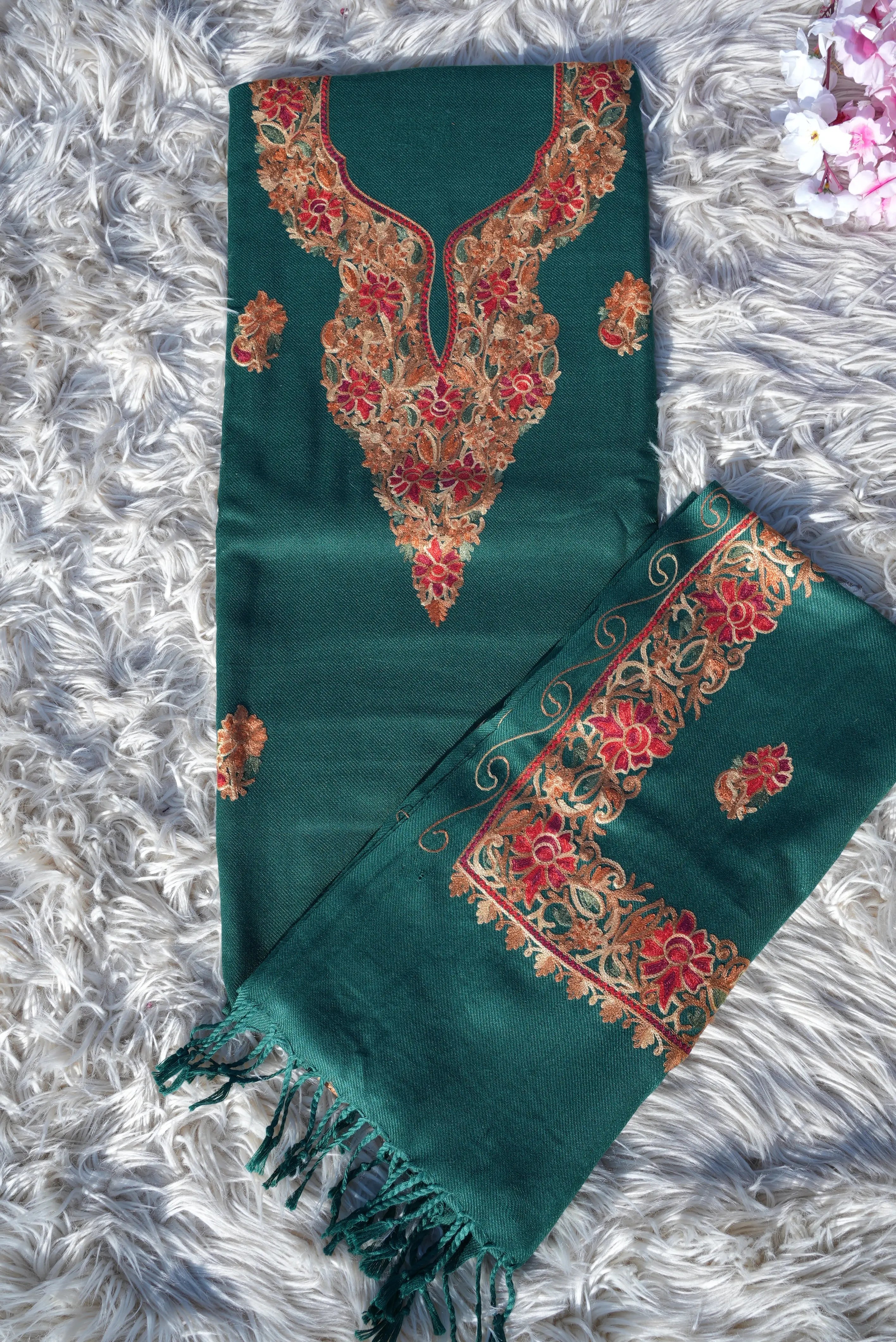 3-PIECE SUIT FABRIC WITH THRED WORK ON  WOOLEN FABRIC WITH DUPATTA