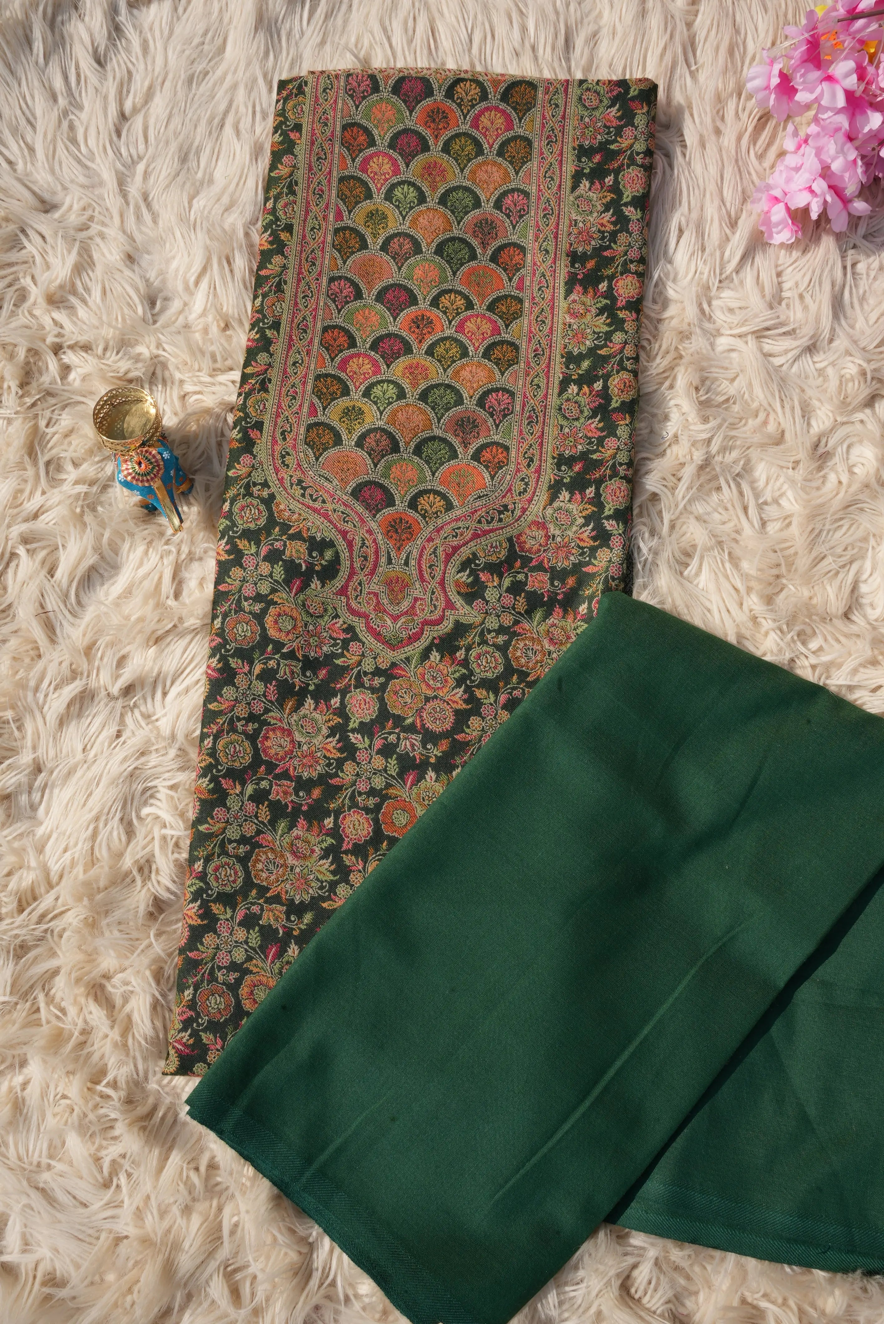 3-PIECE SUIT FABRIC WITH THRED WORK ON WOOLEN FABRIC WITH DUPATTA