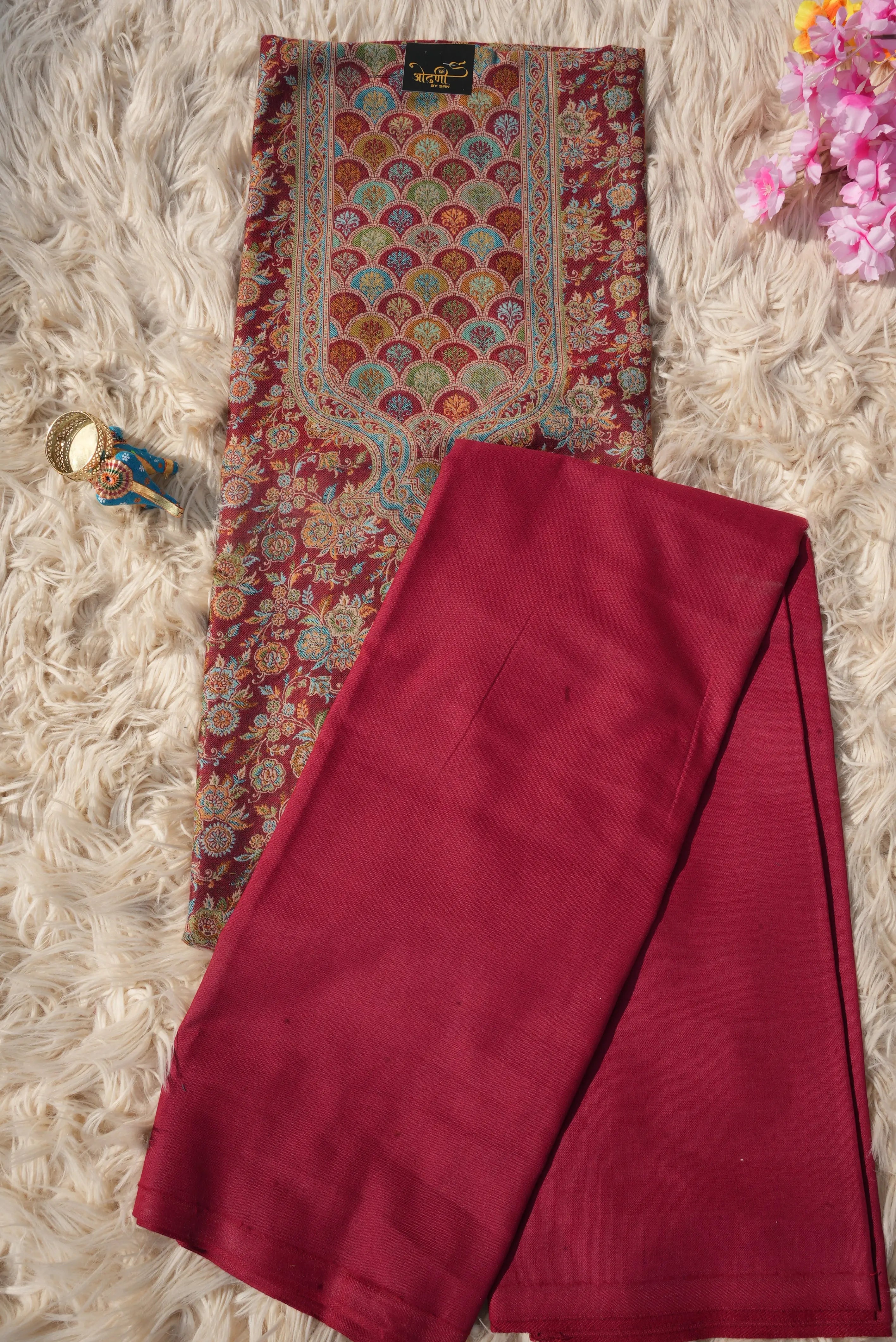 3-PIECE SUIT FABRIC WITH THRED WORK ON WOOLEN FABRIC WITH DUPATTA