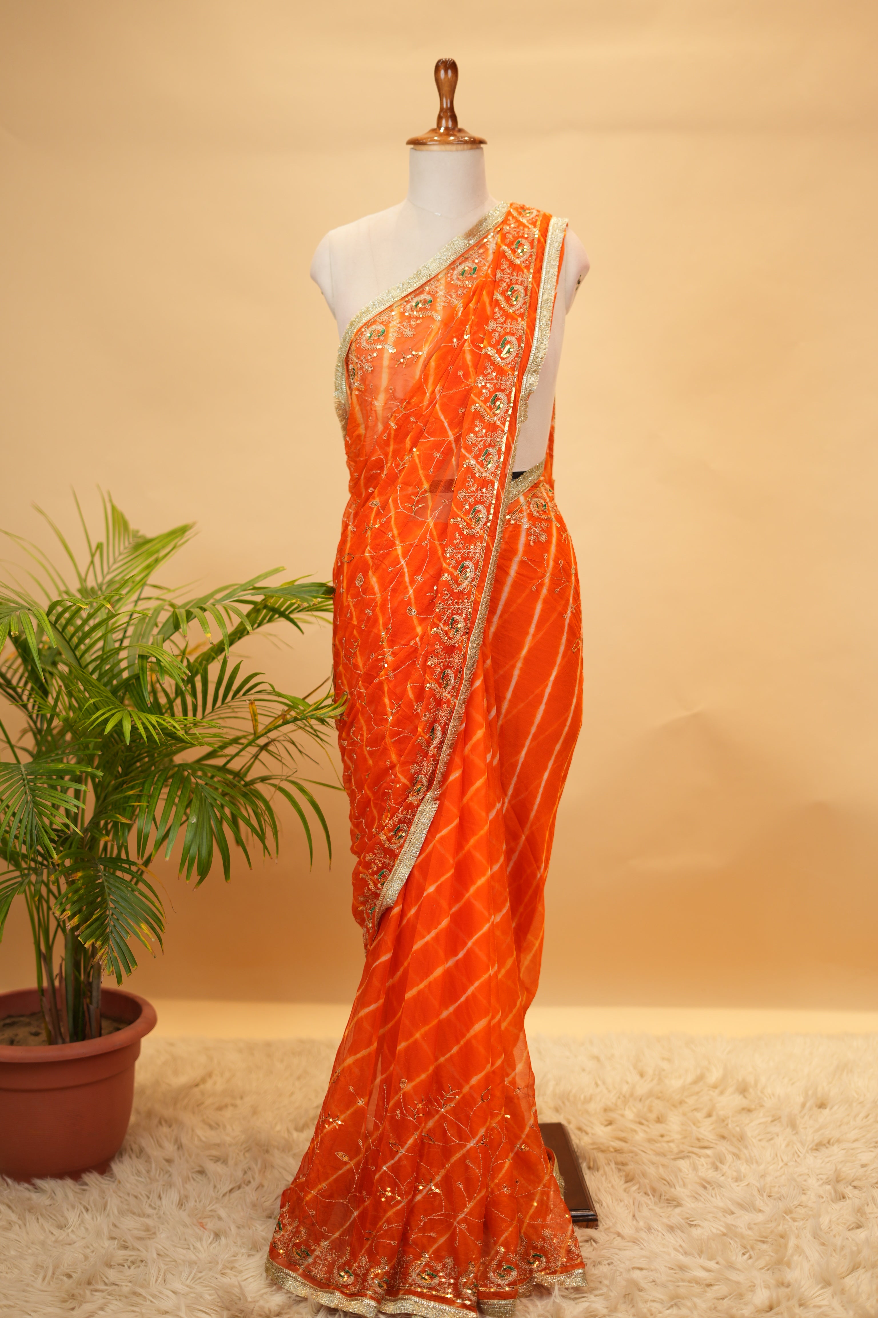 RAJWADI LEHRIYA SAREE WITH AARI TARI WORK (WITH BLOUSE)