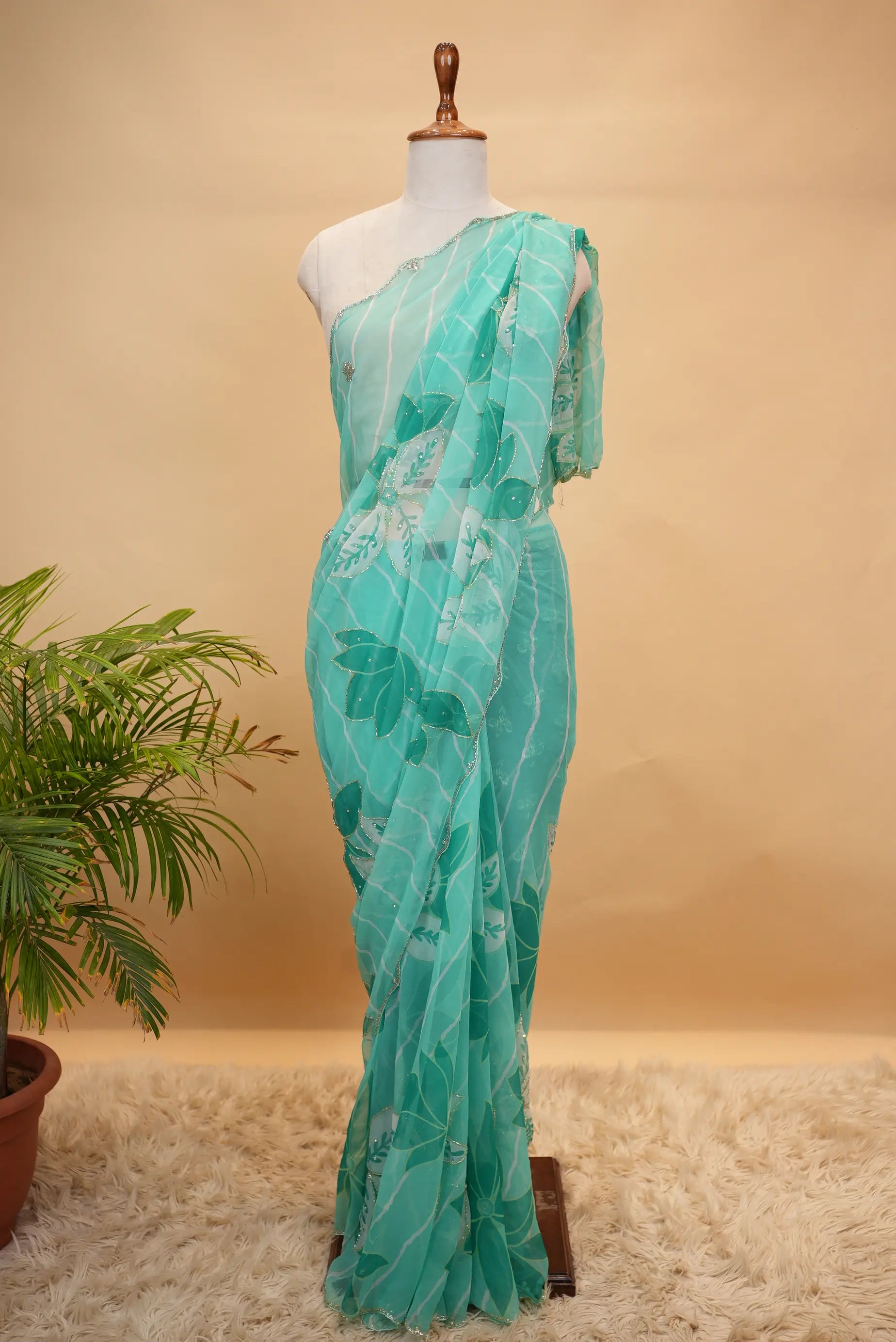 Flower Print Leheriya Georgette Saree with Cut Dana Work (With Blouse)
