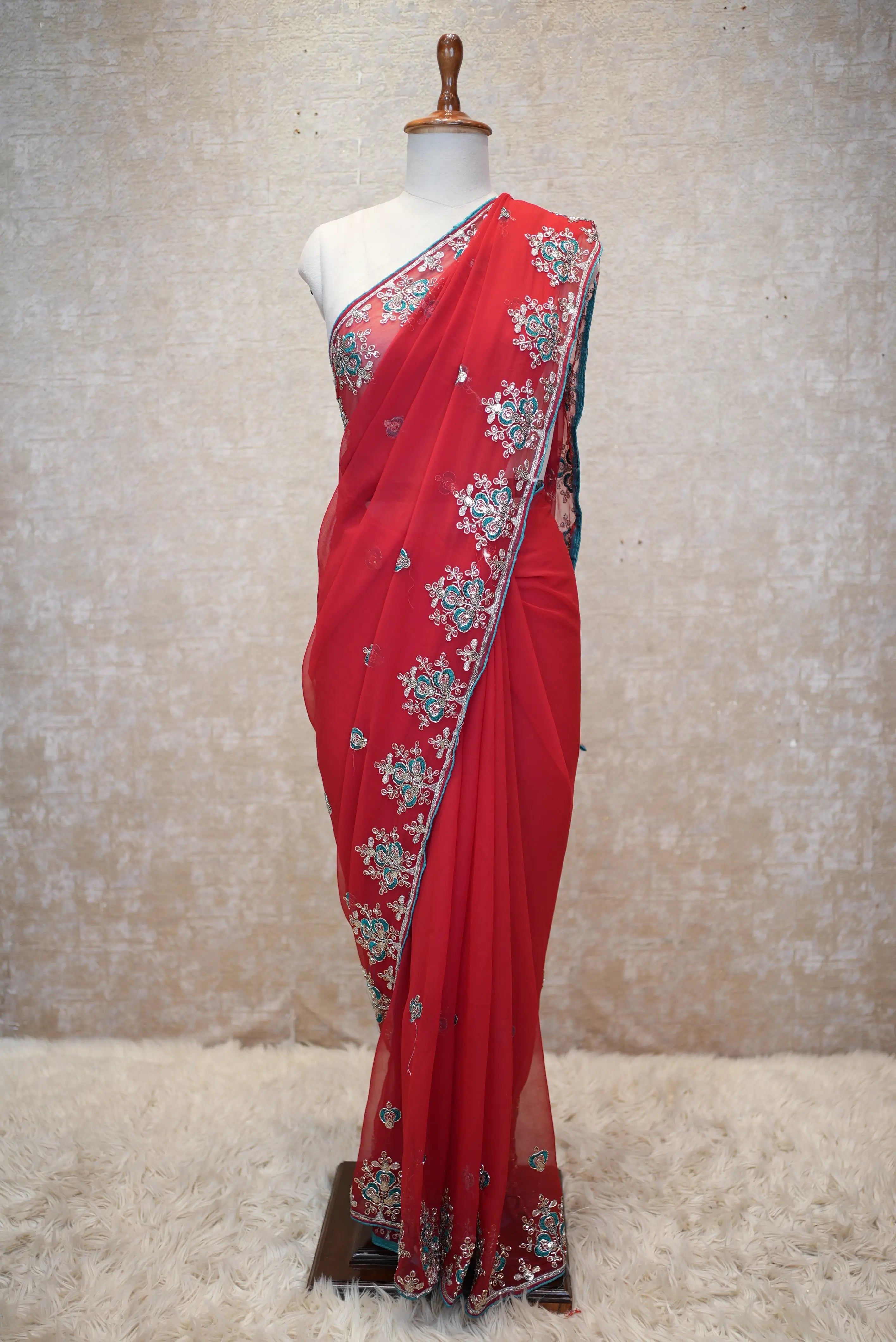 Georgette Fabric Saree with Buti Pattern & Heavy Border (With Blouse)