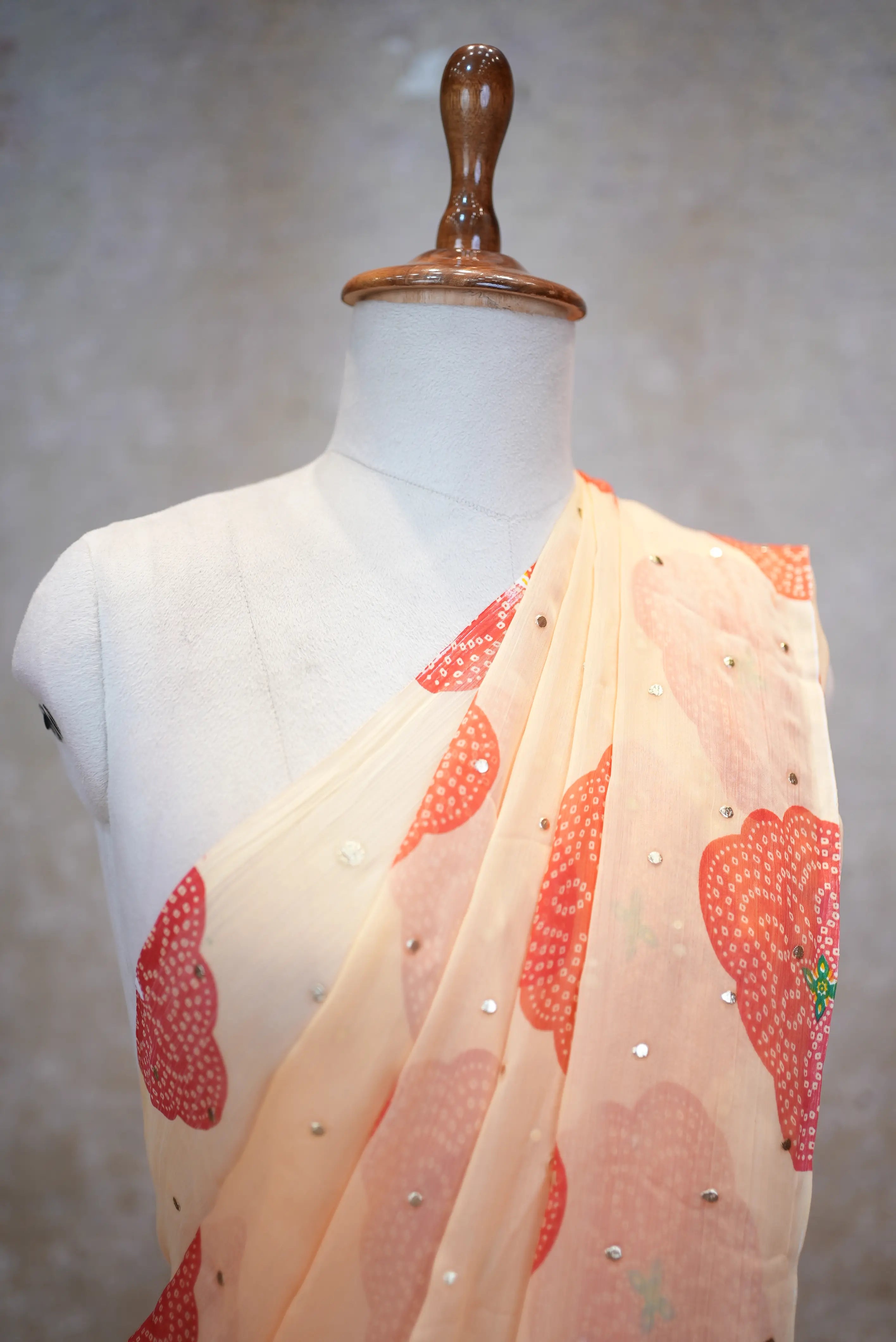 Royal Chiffon Bandhani Saree – Summer Special Lightweight & Elegant Ethnic Wear
