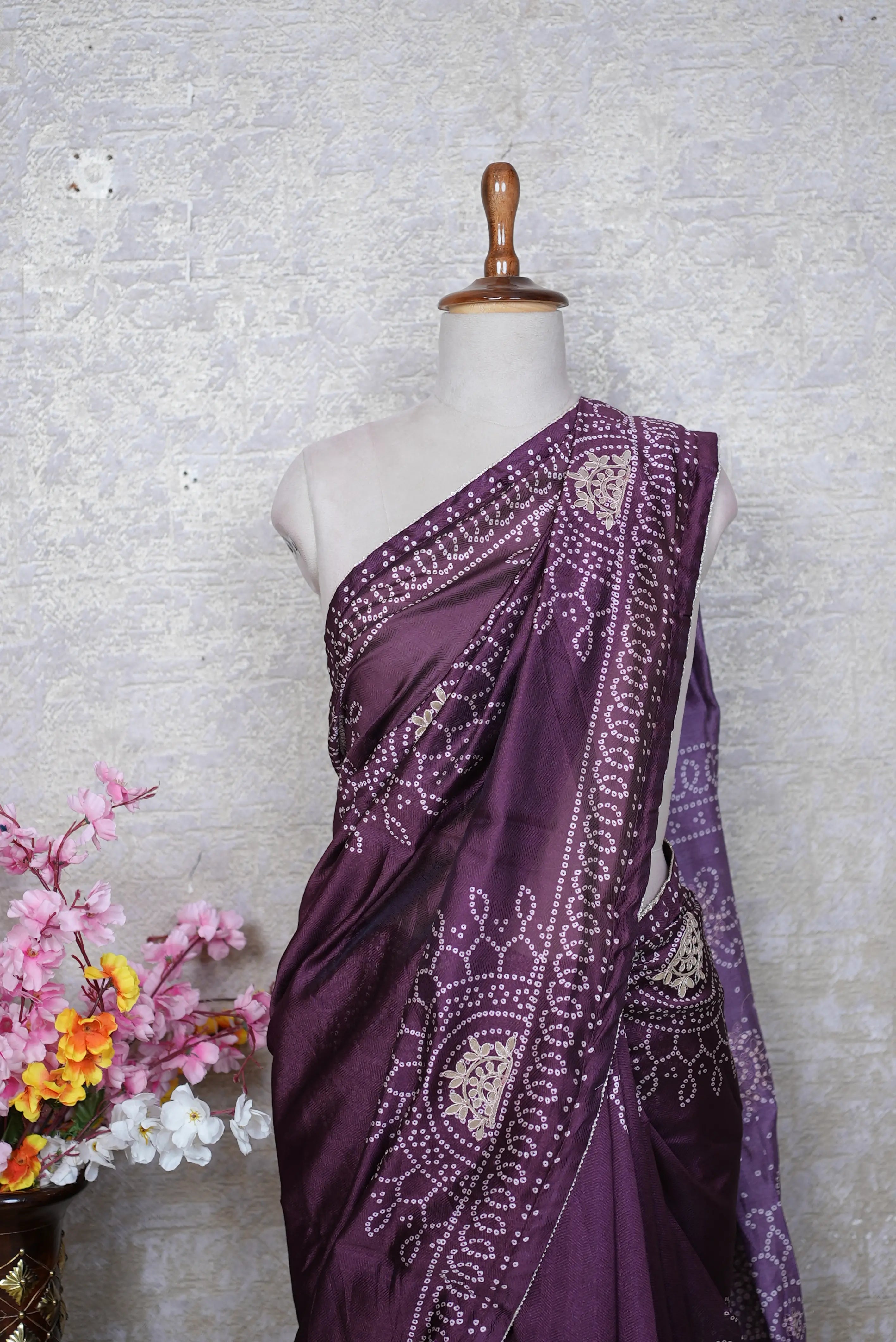 Pure Fabiana Bandhej Saree with Gota Patti Work (With Running Blouse)