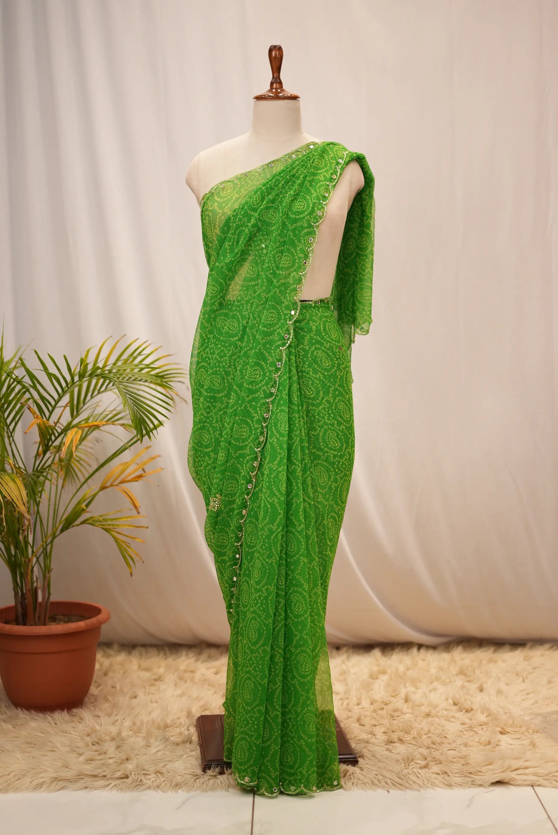 Rajasthani Bandhani Saree on Georgette Fabric with Butta Pattern (with blouse)