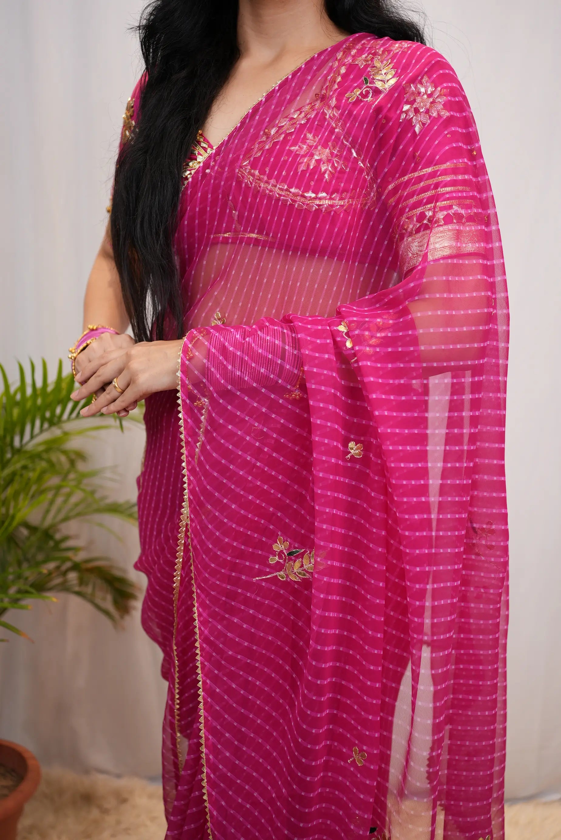 Georgette Muthda Saree with Bijiya Lace & Gota Patti Butta (Without Blouse)