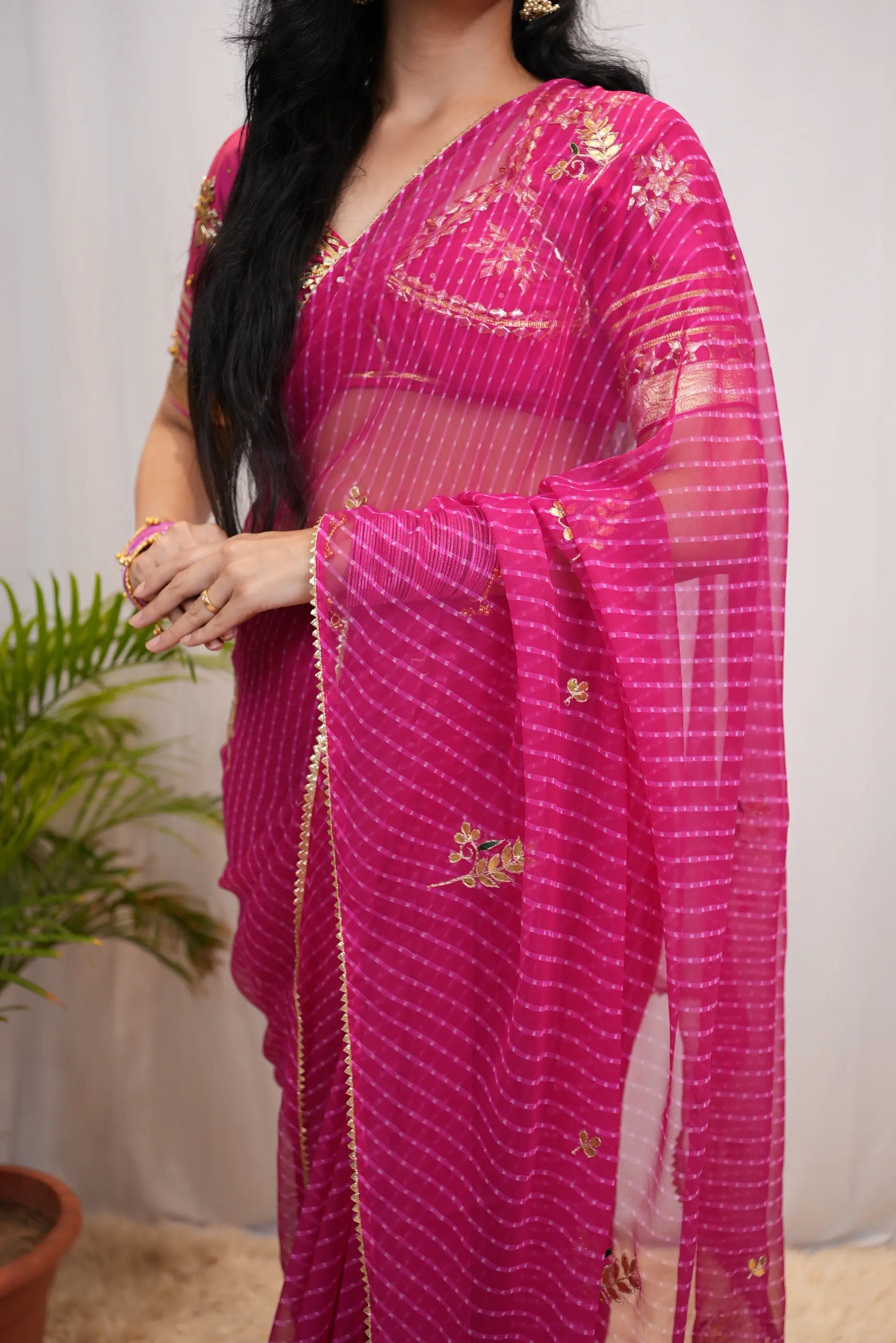 Georgette Muthda Saree with Bijiya Lace & Gota Patti Butta (Without Blouse)