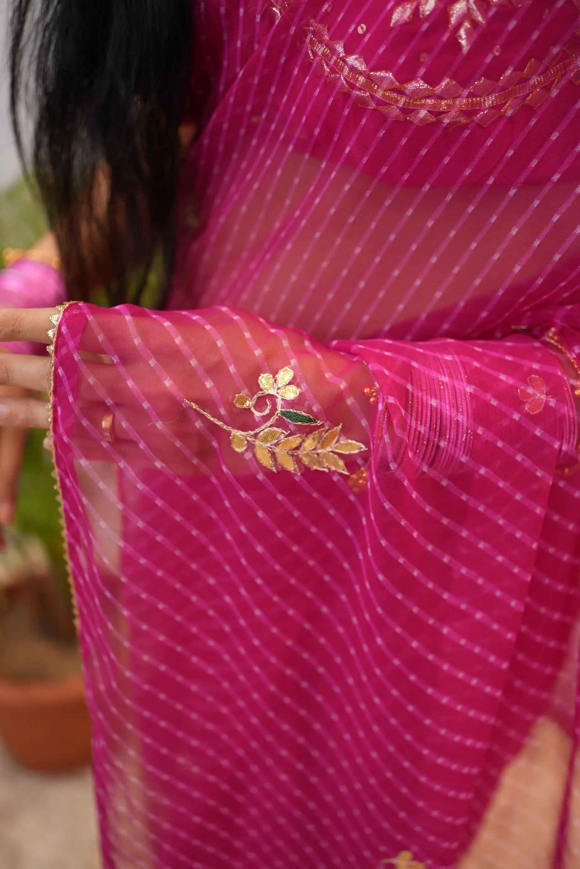 Georgette Muthda Saree with Bijiya Lace & Gota Patti Butta (Without Blouse)
