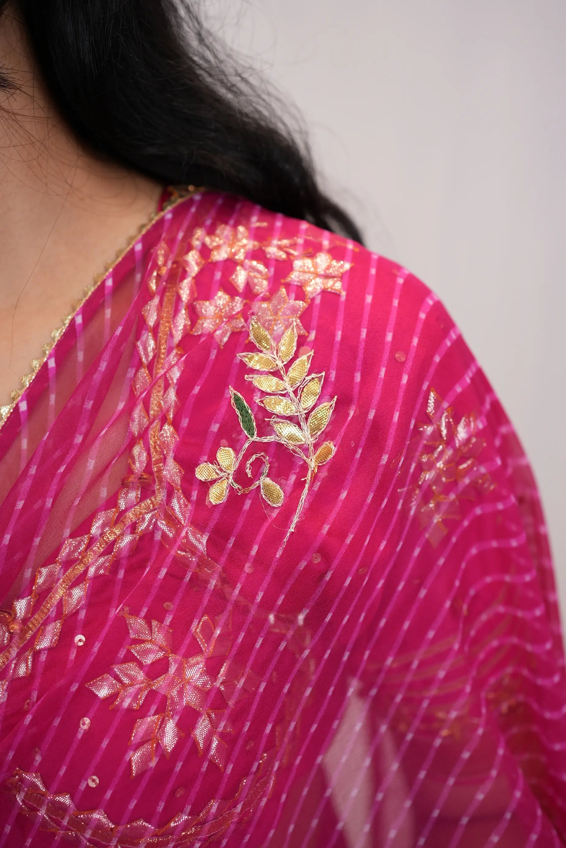 Georgette Muthda Saree with Bijiya Lace & Gota Patti Butta (Without Blouse)