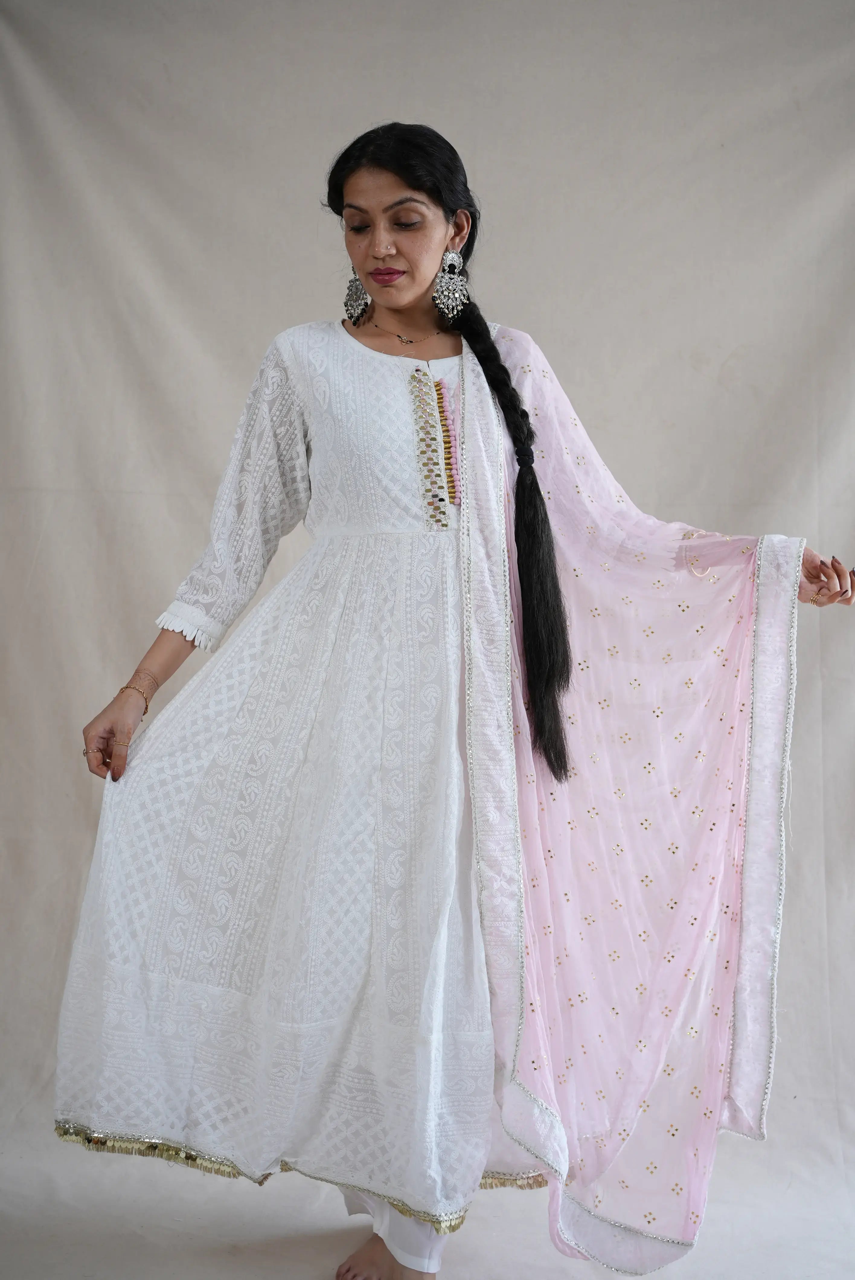 WHITE ANARKALI CHIKENKARI 3-PIECE SUIT WITH DUPPATA
