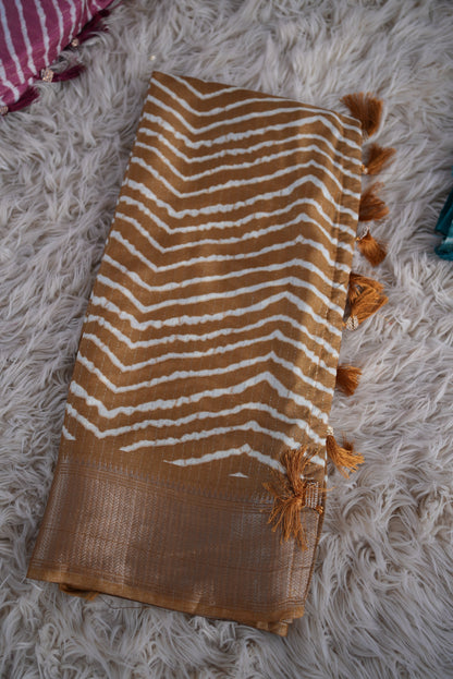 COTTAN SILK FABRIC LEHERIYA SAREE WITH ZARE WEAVING BORDER AND LINNING PATTERN (WITH BLOUSE) ##SR0305