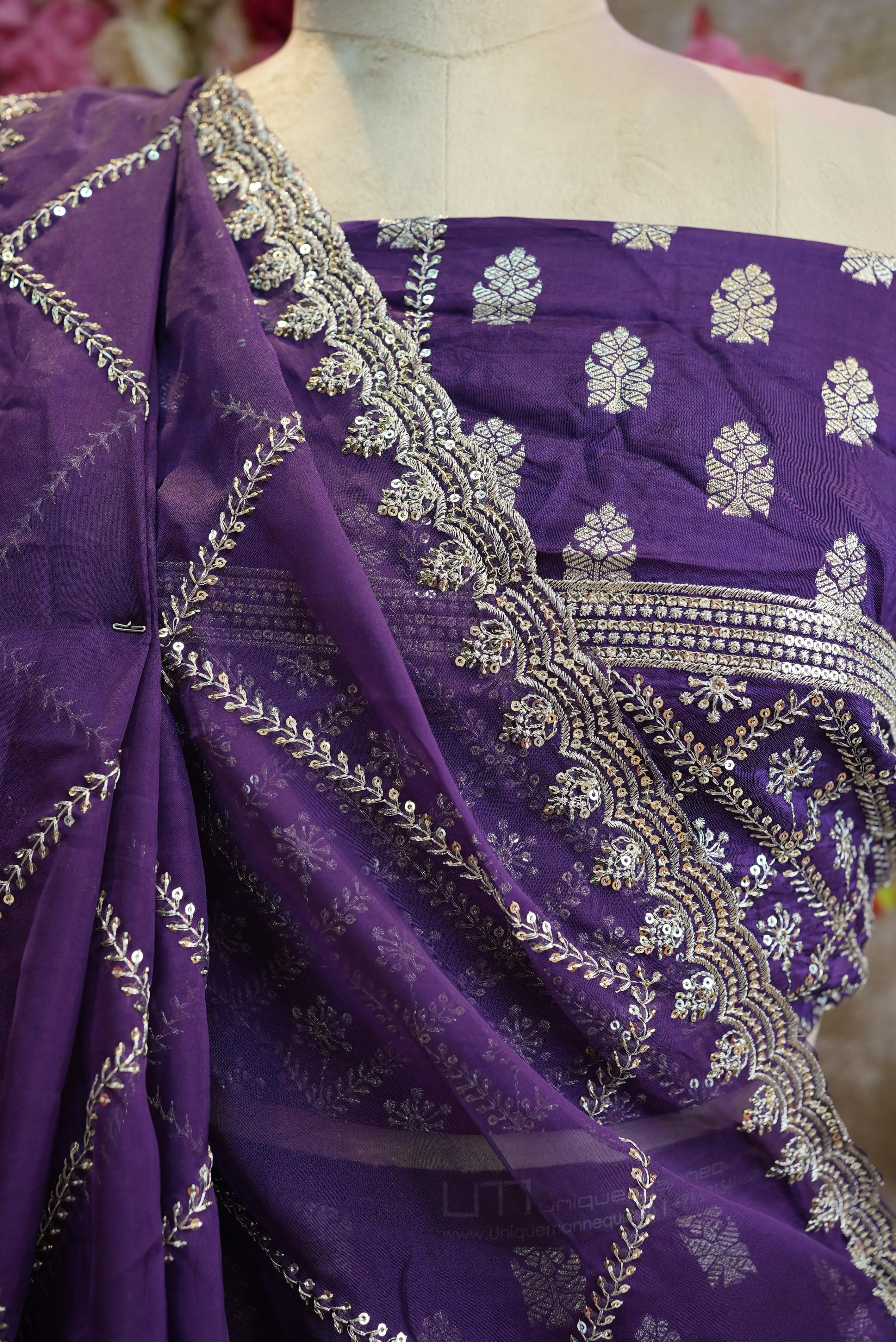 Full-Flair Rajwadi Lehenga with Banarasi Zari & Jaal Dupatta (UNSTITCHED)