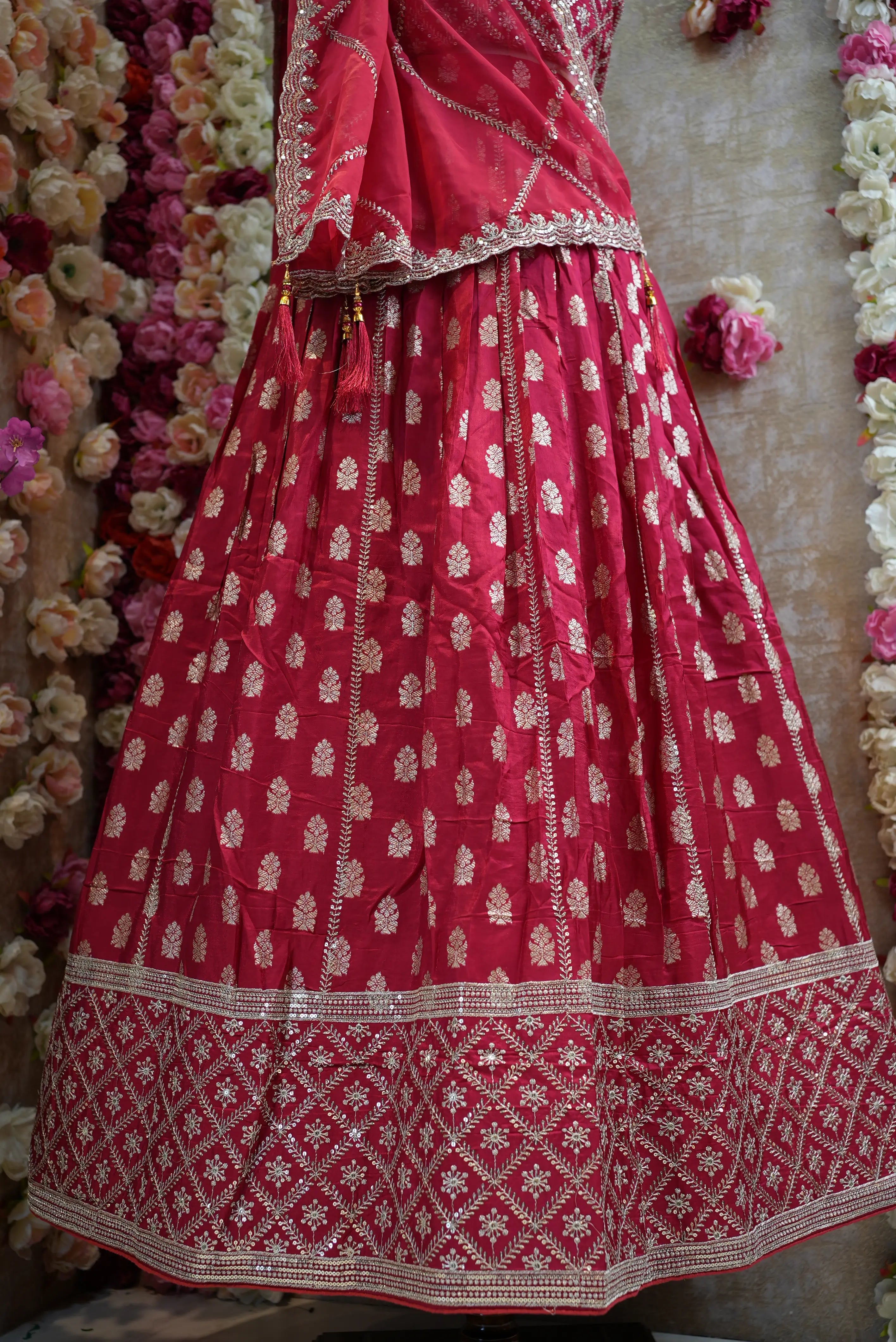 Full-Flair Rajwadi Lehenga with Banarasi Zari & Jaal Dupatta (UNSTITCHED)