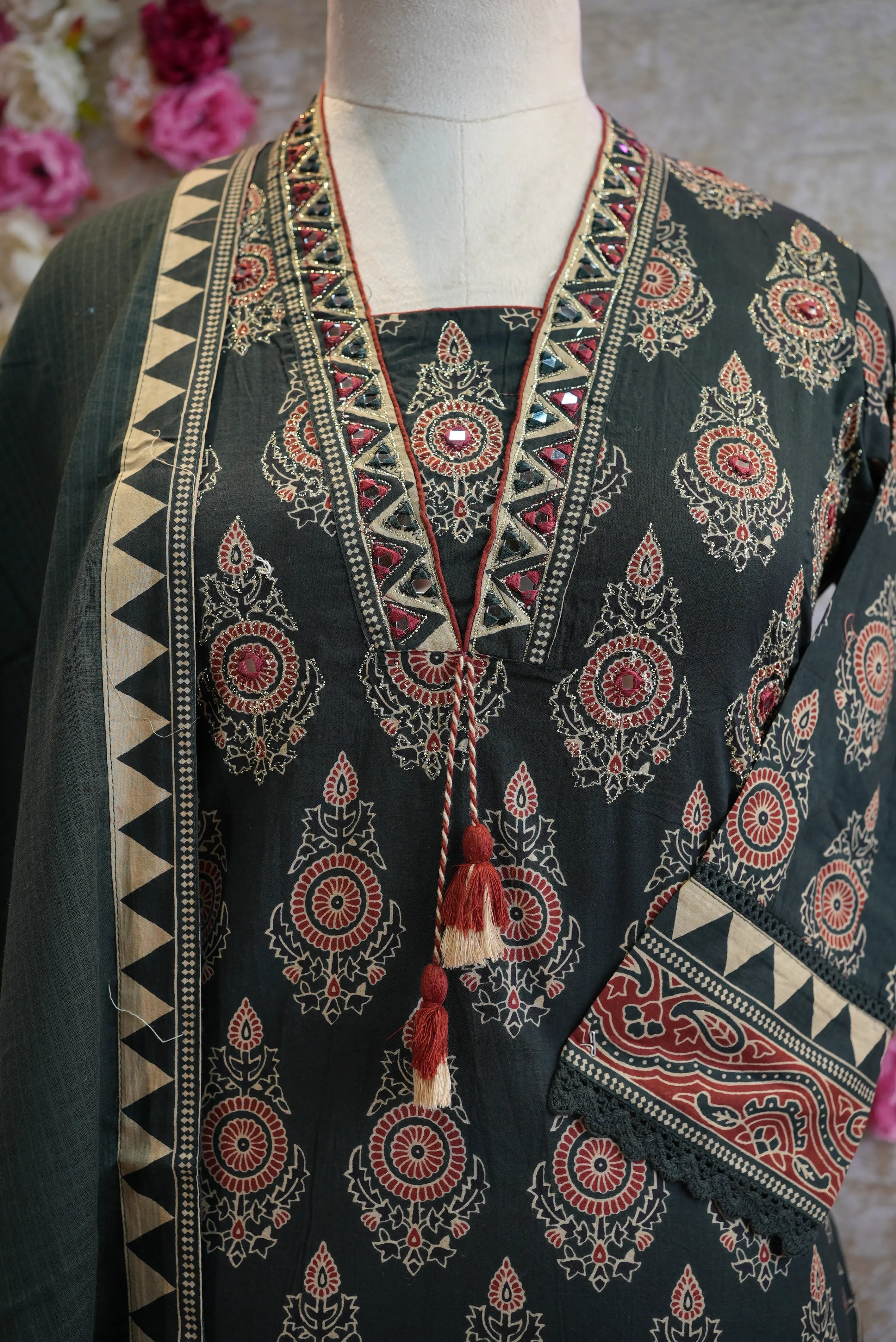 cottan suit in block print with Printed duppata