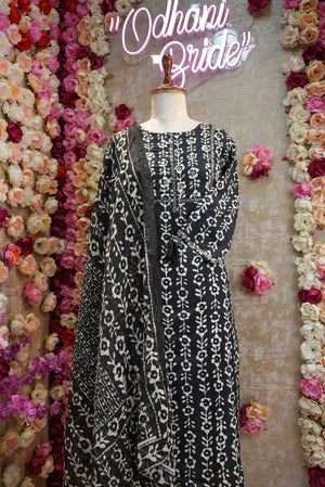 cottan suit in block print with printed paint in duppata ##SP002