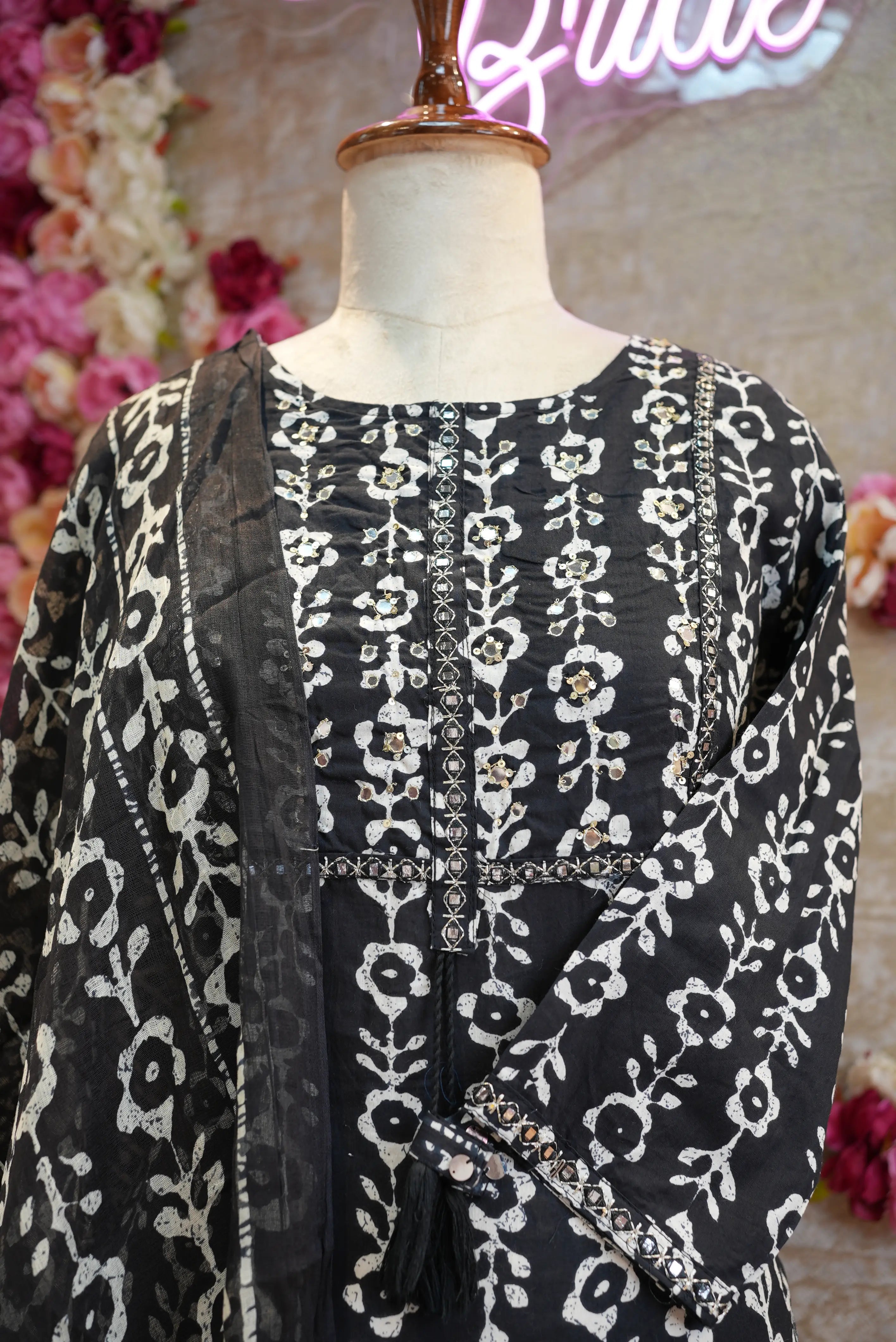 cottan suit in block print with printed paint in duppata ##SP002