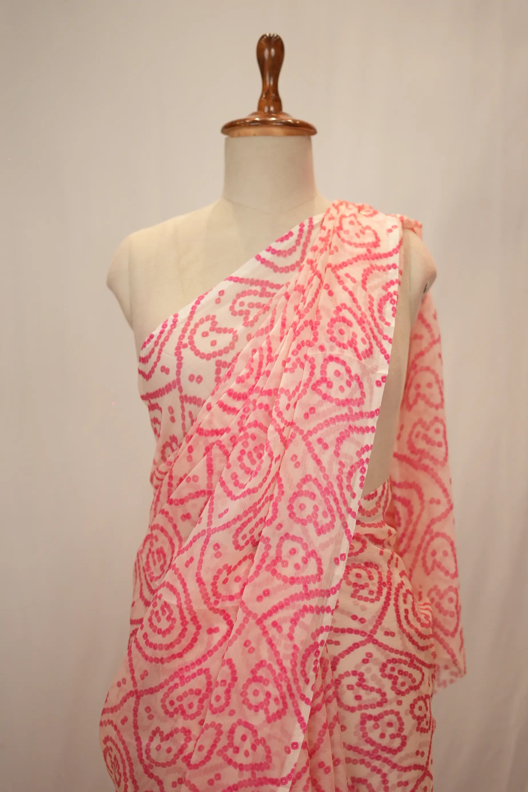 Traditional Royal Chiffon Saree with Digital Bandhani Print (Without Blouse)