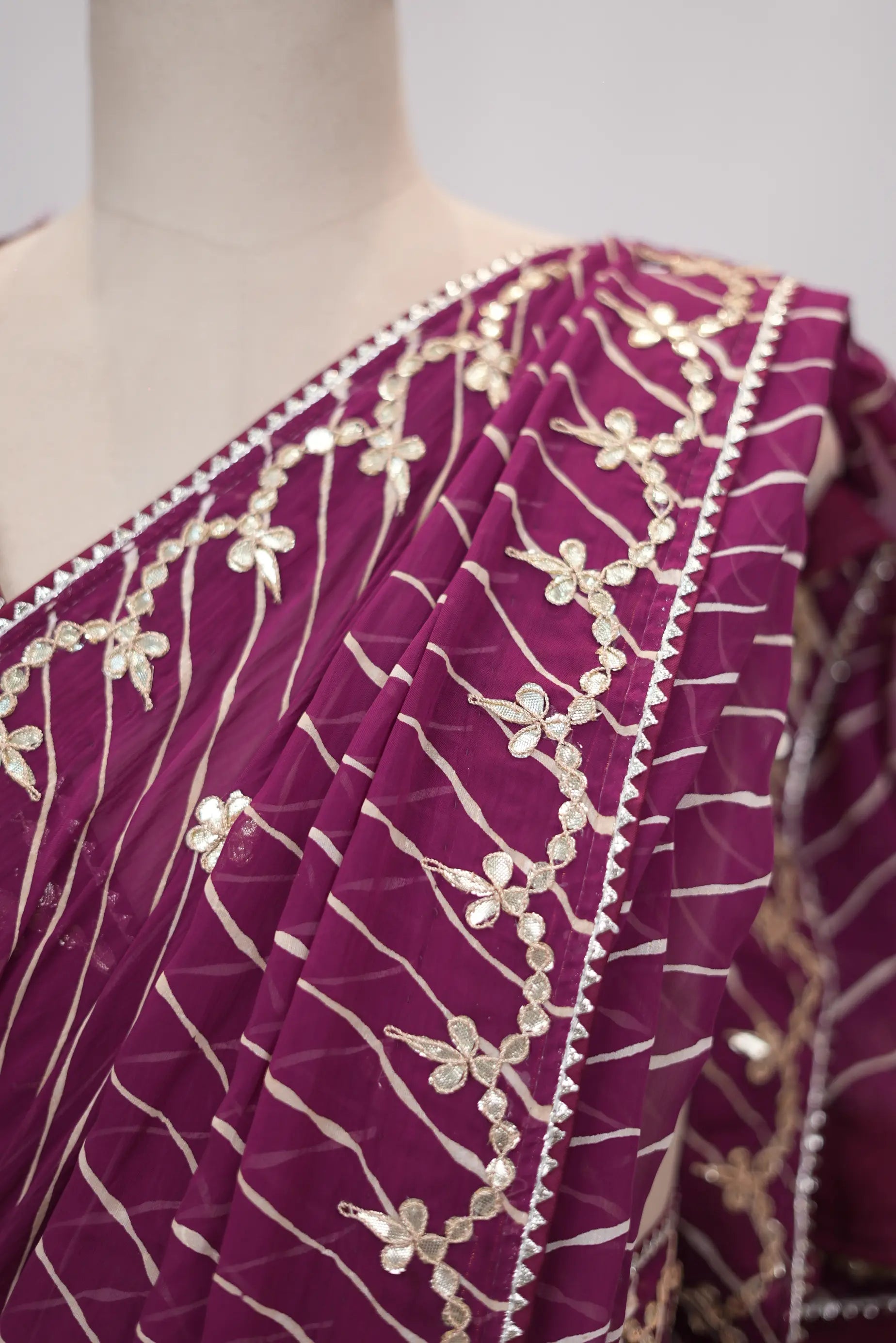 Rajasthani Leheriya Saree With Gota Patti Work (With Blouse)