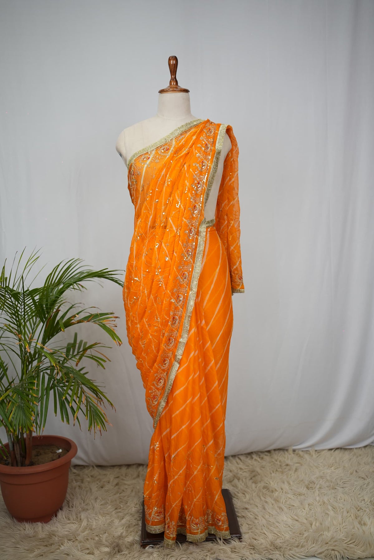 RAJWADI LEHRIYA SAREE WITH AARI TARI WORK (WITH BLOUSE)