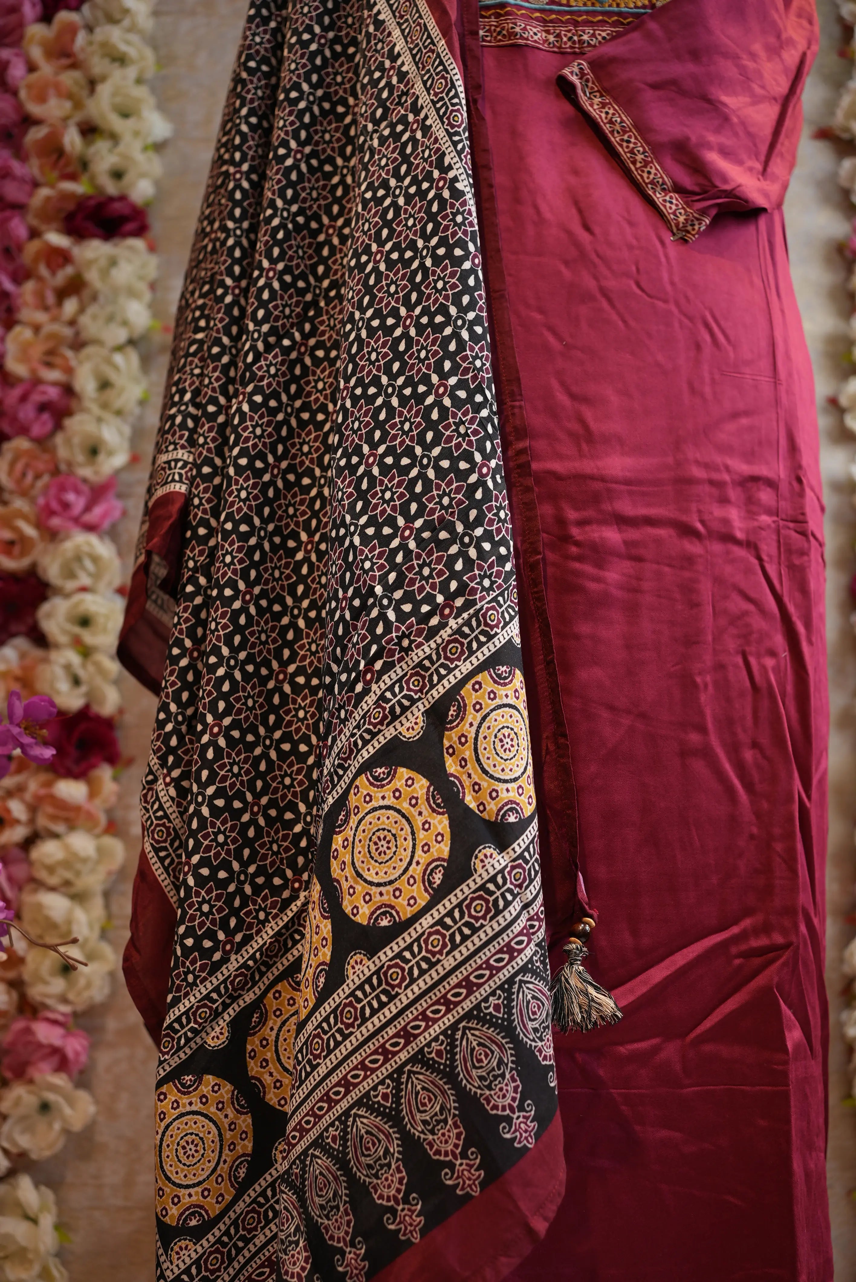 Modal gazzi suit gujarati embroidery azrak print dupatta