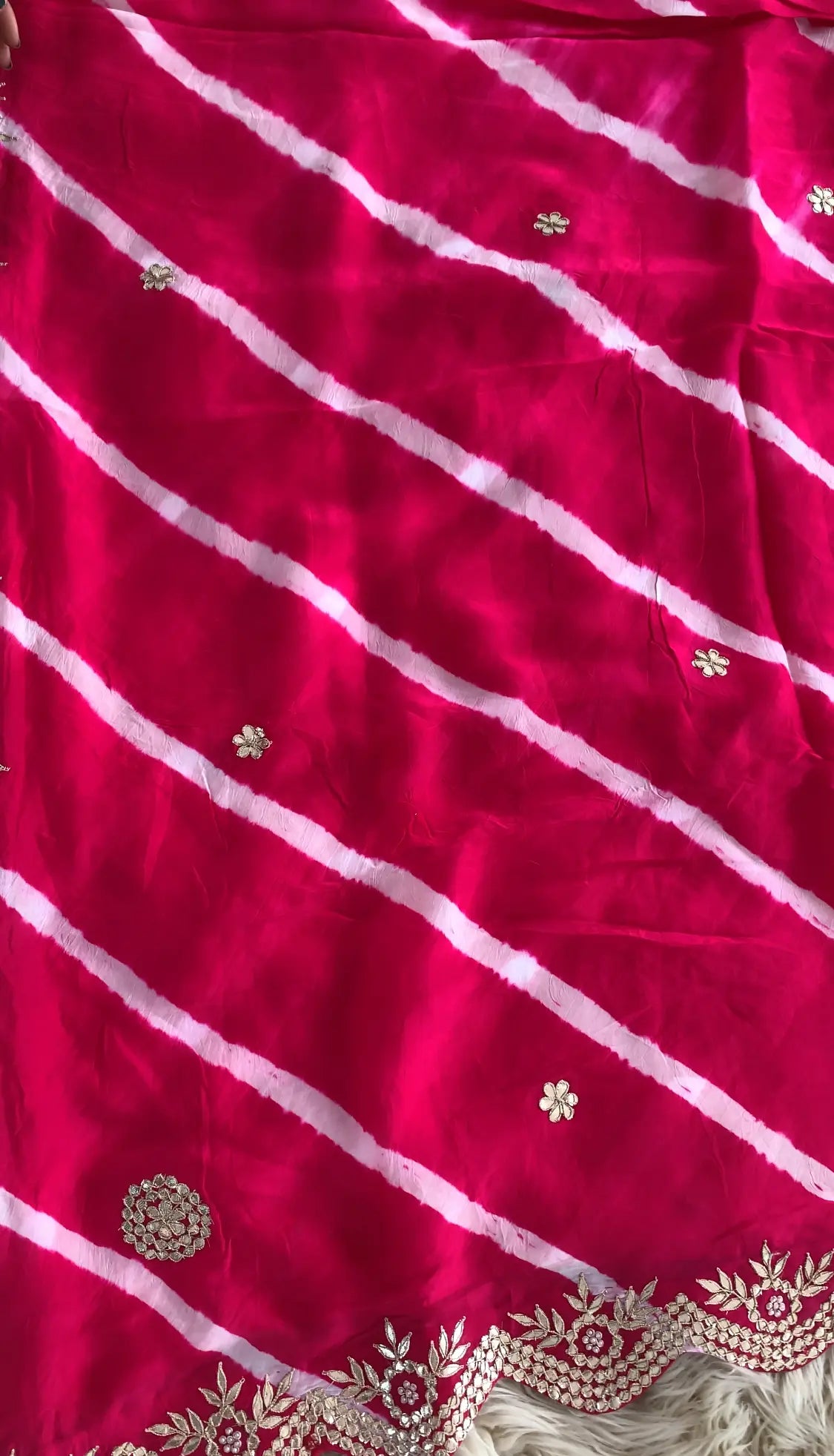 Rani Pink Lehriya Saree with Gota Patti Handwork (With Blouse)