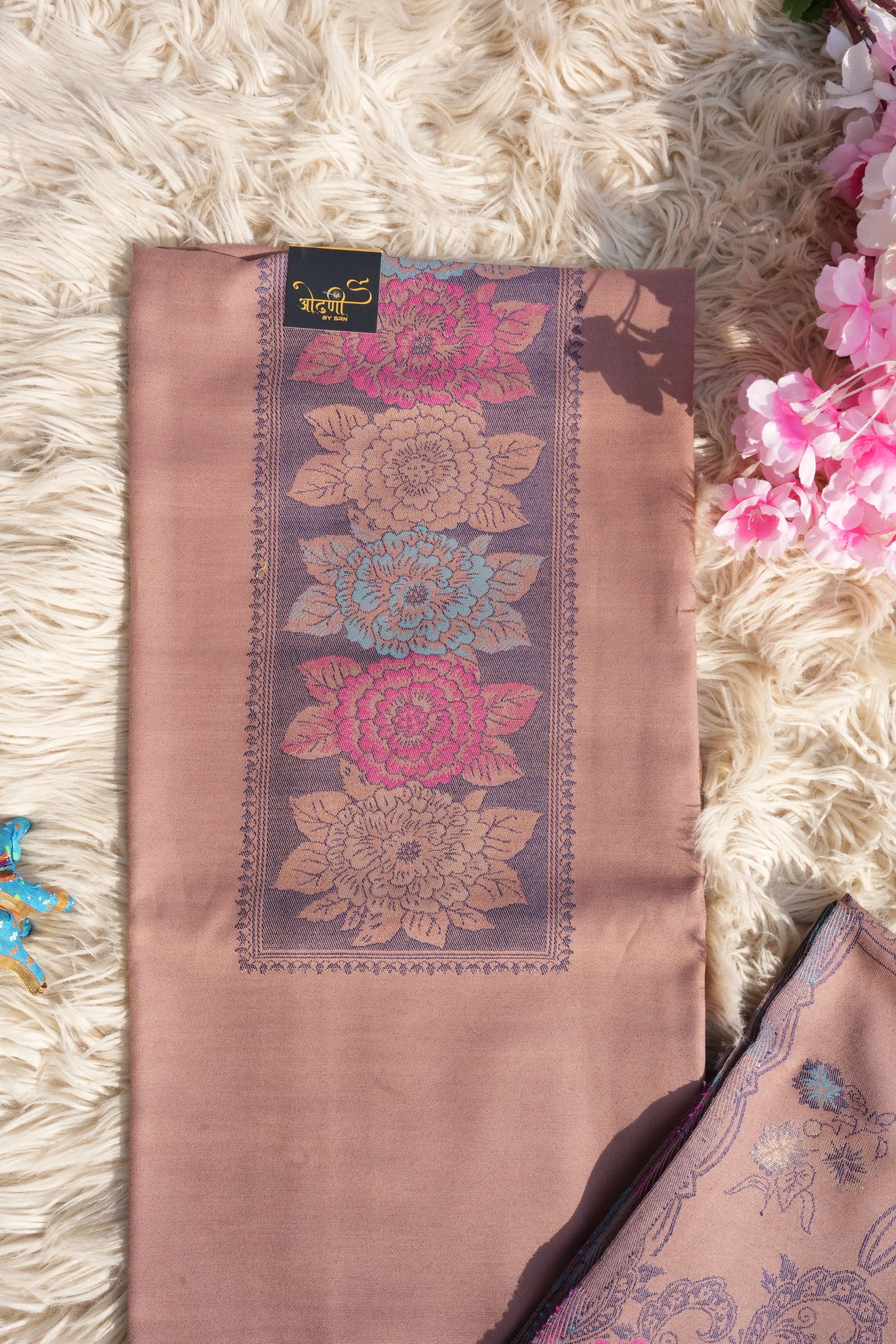 3-PIECE SUIT FABRIC WITH THRED WORK ON WOOLEN FABRIC WITH DUPATTA