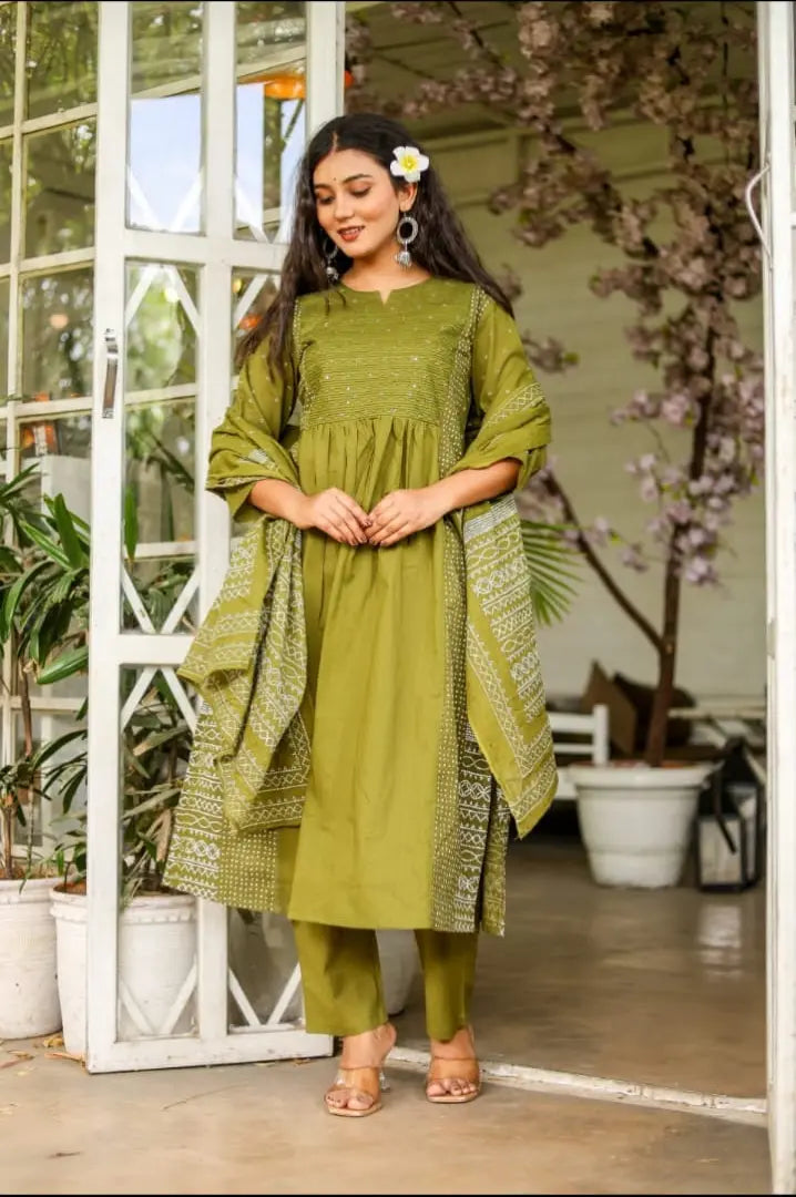 PURE SUPER COTTON 3-PIECE SUIT WITH DUPATTA (GREEN) SNV