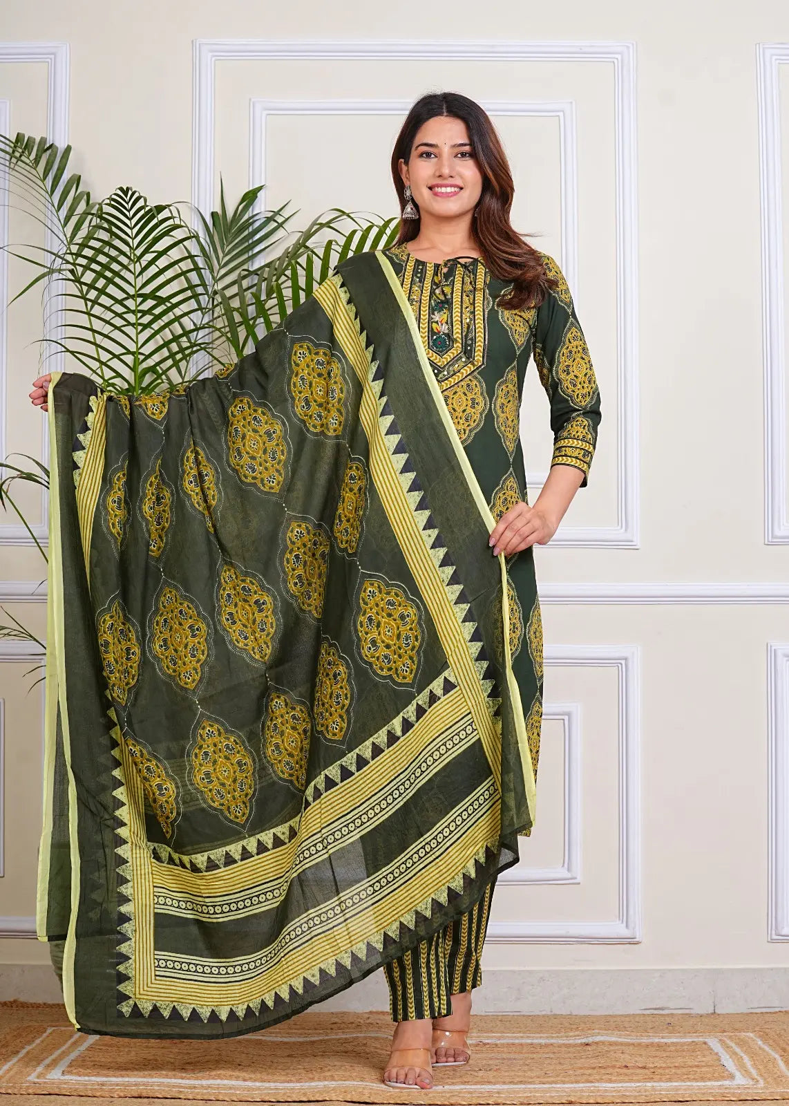 PURE SUPER COTTON 3-PIECE SUIT WITH DUPATTA (GREEN)