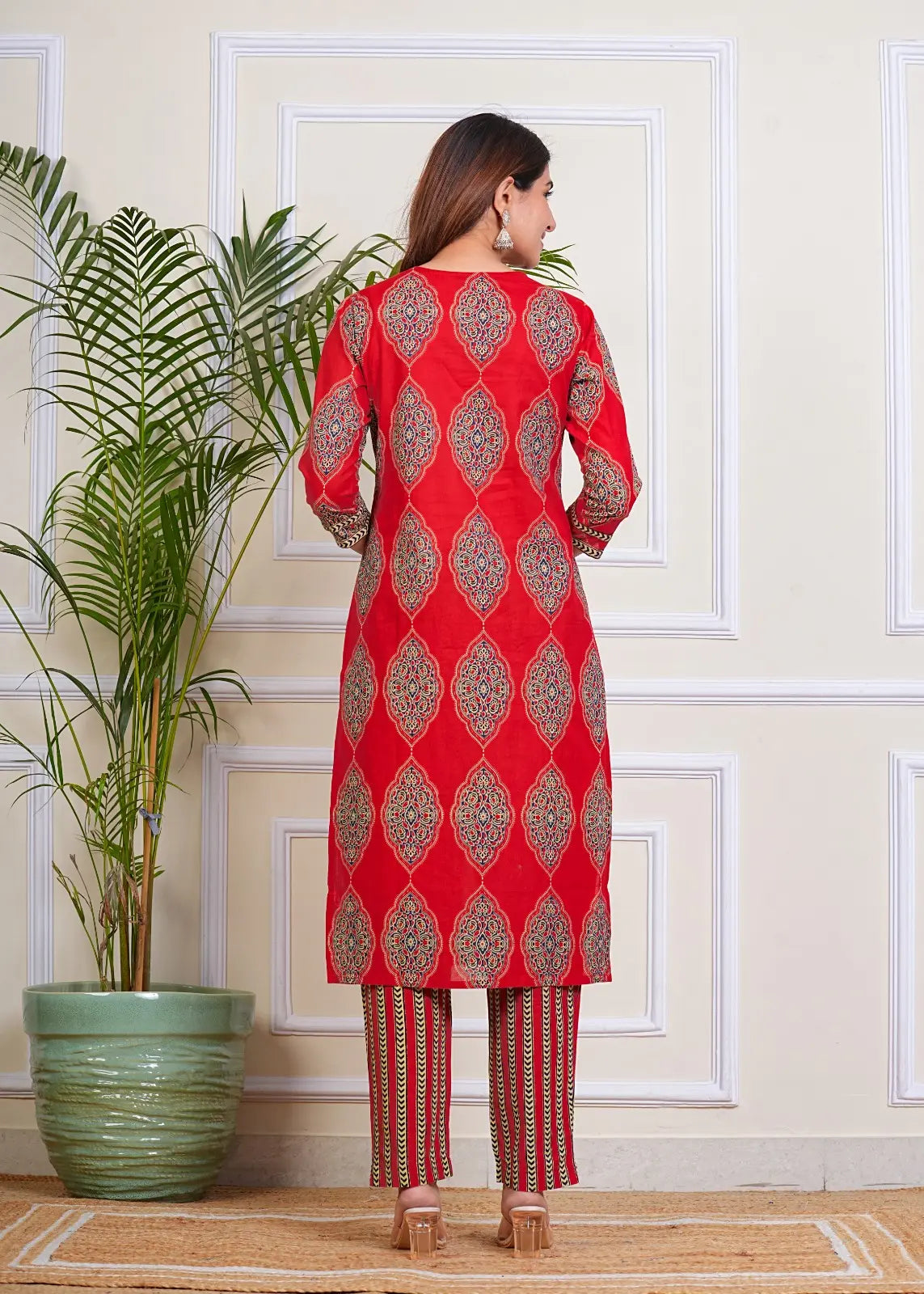 PURE SUPER COTTON 3-PIECE SUIT WITH DUPATTA (RED) SNV