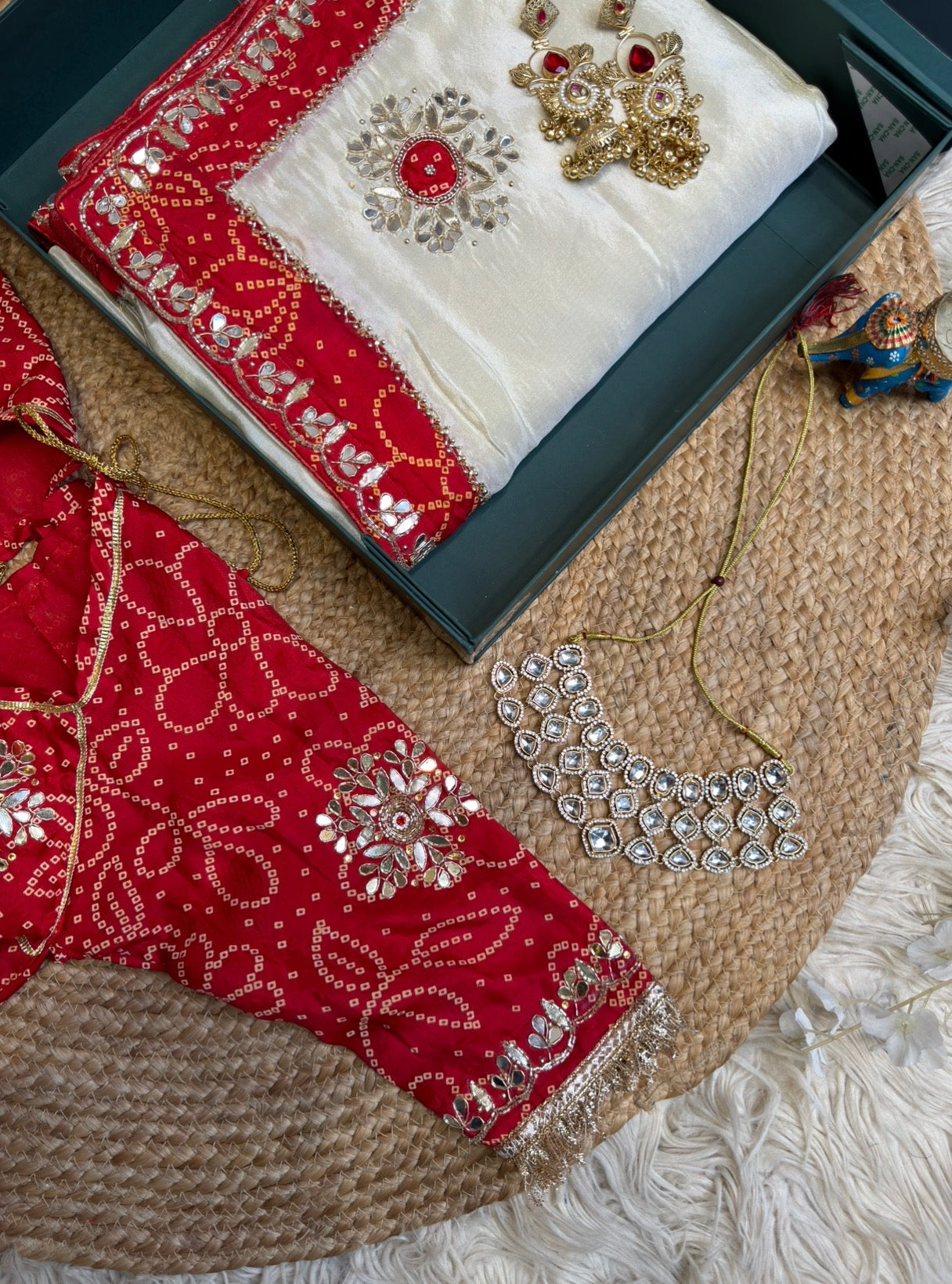 Calcutta Handwork Bandhani Border Off-White Saree With Calcutta Handwork Bandhani Rajasthani Aangi