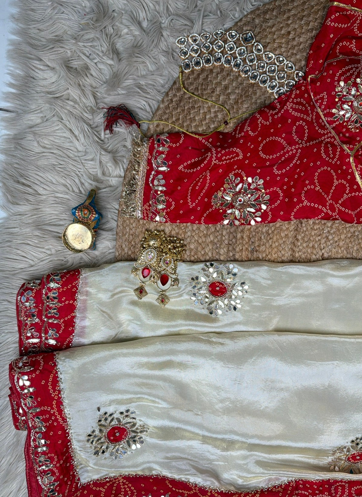 Calcutta Handwork Bandhani Border Off-White Saree With Calcutta Handwork Bandhani Rajasthani Aangi