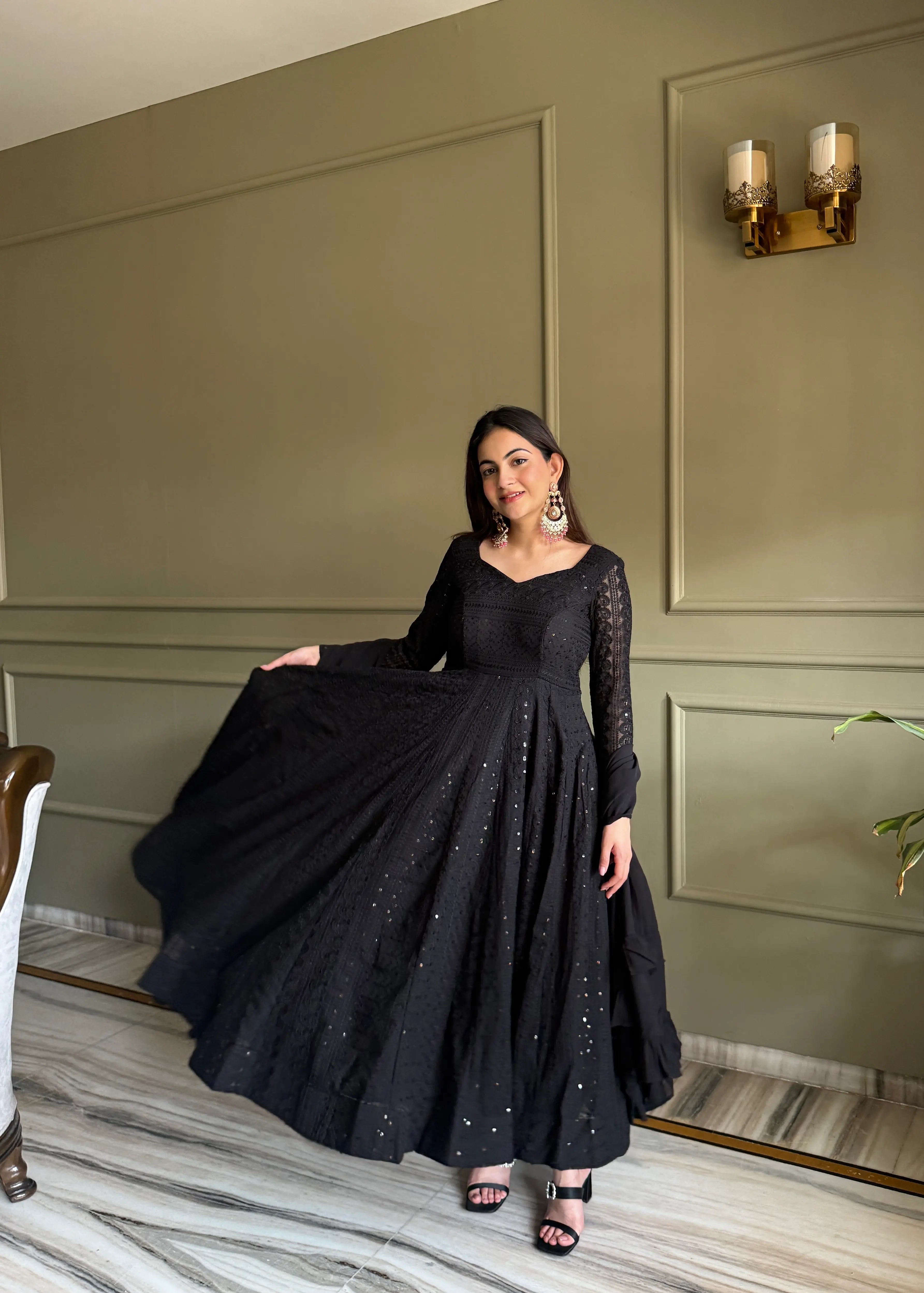 Premium Black Kali Cut Anarkali with 4-Meter Flair & Stylish Dupatta