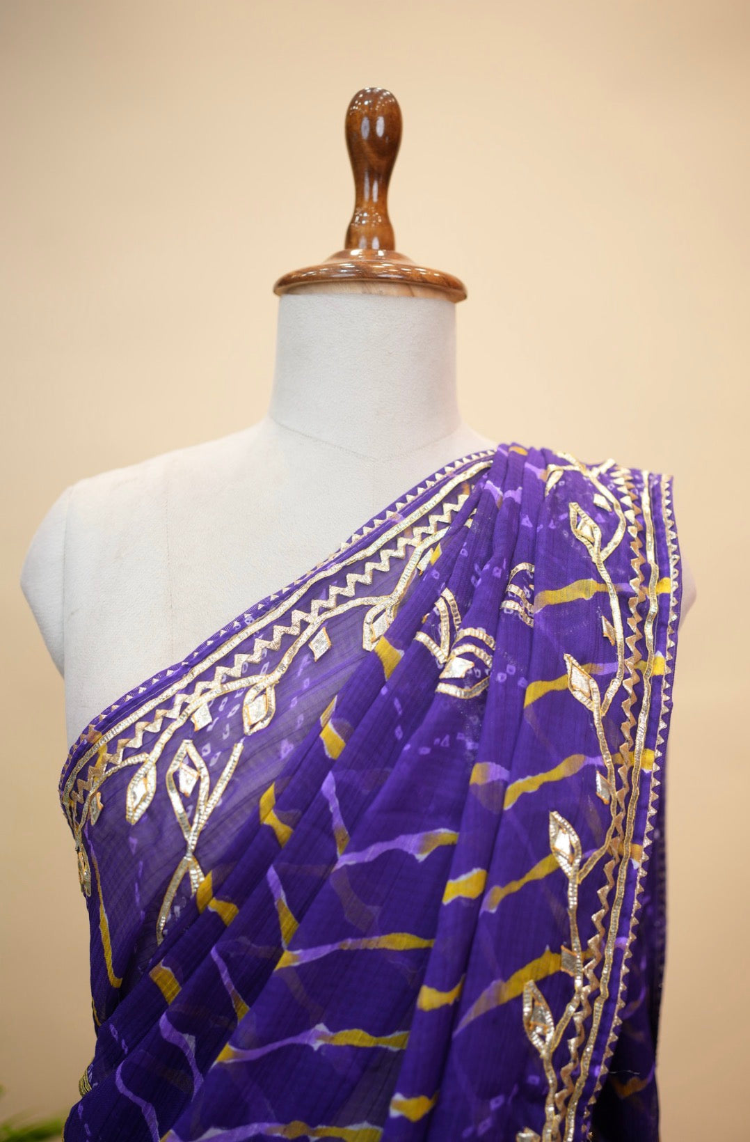 Rajasthani Leheriya Saree With Kacchi Gota Patti Work (With Blouse)