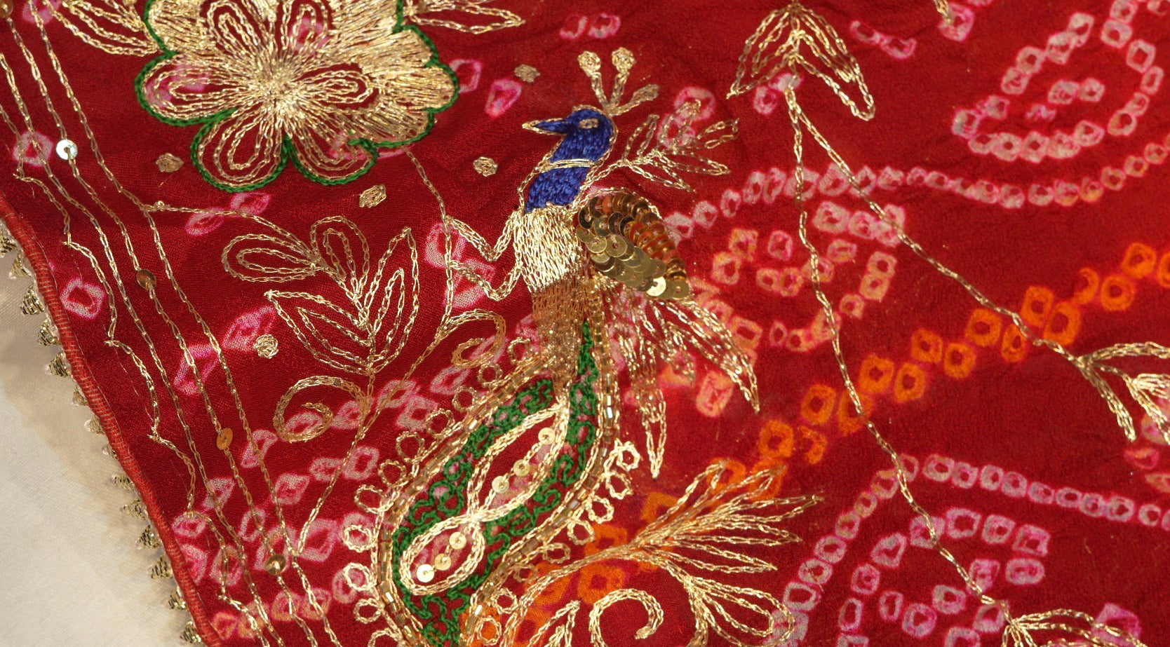 Pure Ojhariya Hand Bandhani Pila Saree With Vintage Kasab Work (With Blouse)