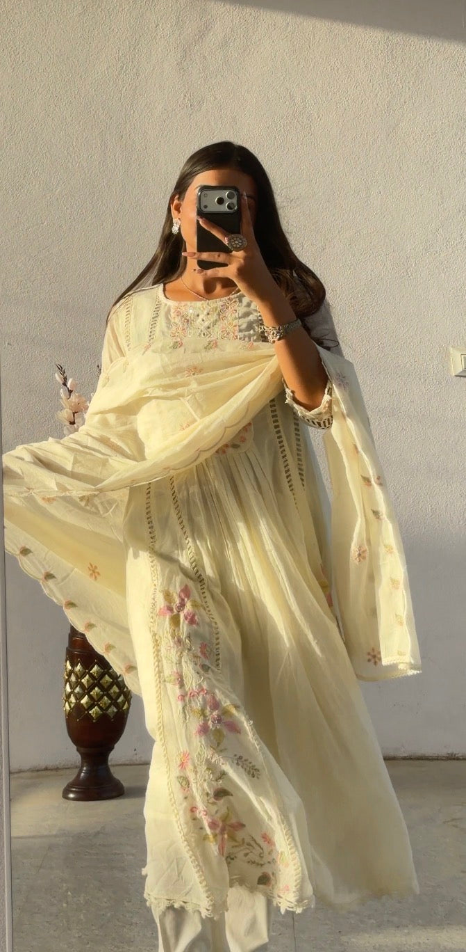 Noor-E-Gul Handwork Anarkali Suit Set With Embroidered Dupatta (white)