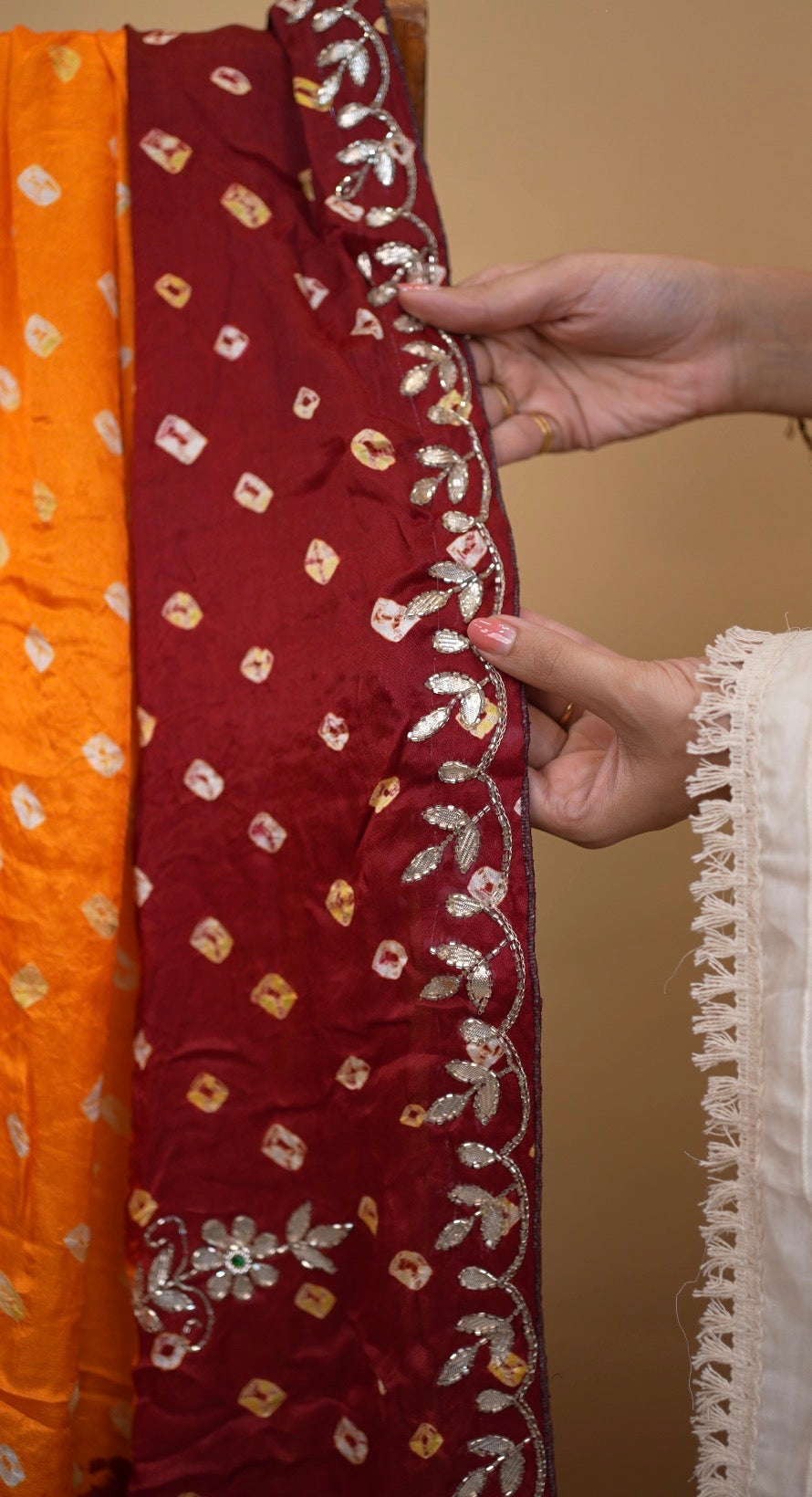 Modaal Gajji Silk Hand Bandhej Saree (With Blouse)