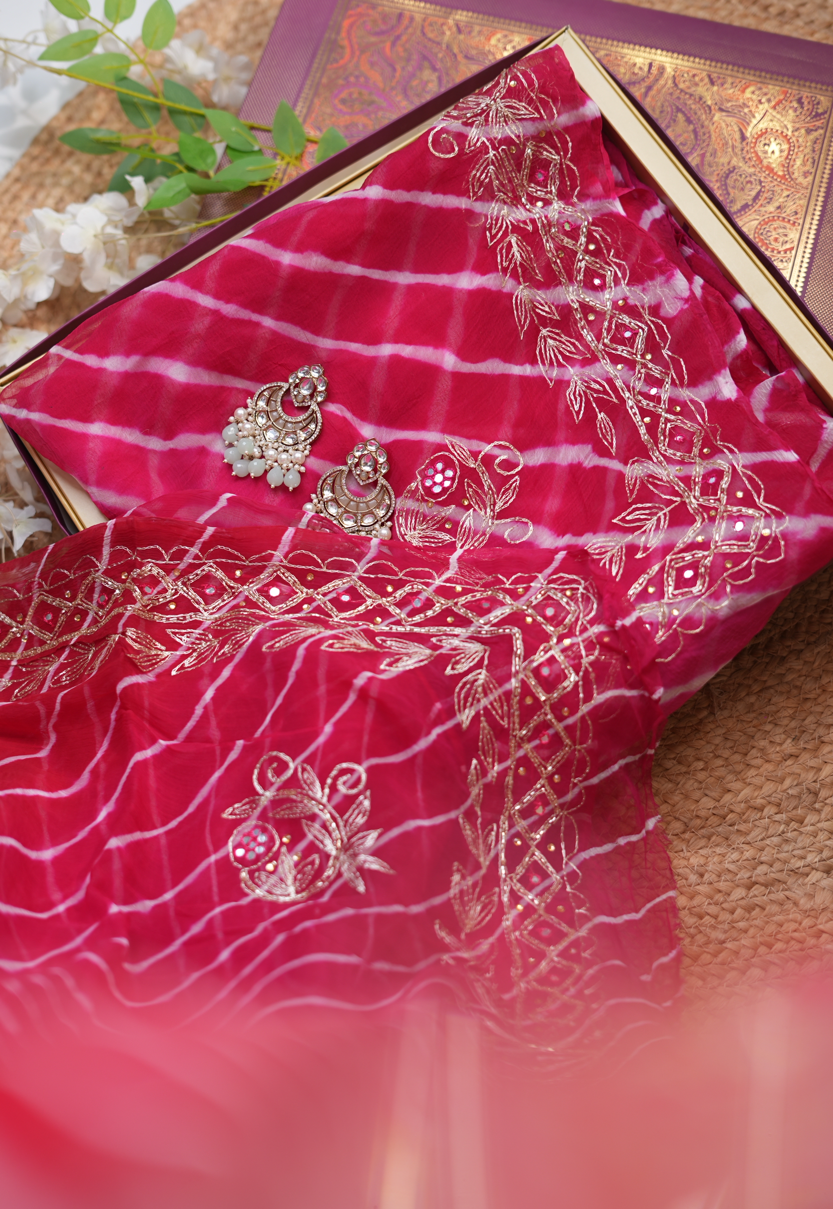 Lehriya Design Vintage Handwork Pure Chiffon Fabric saree (With Blouse)