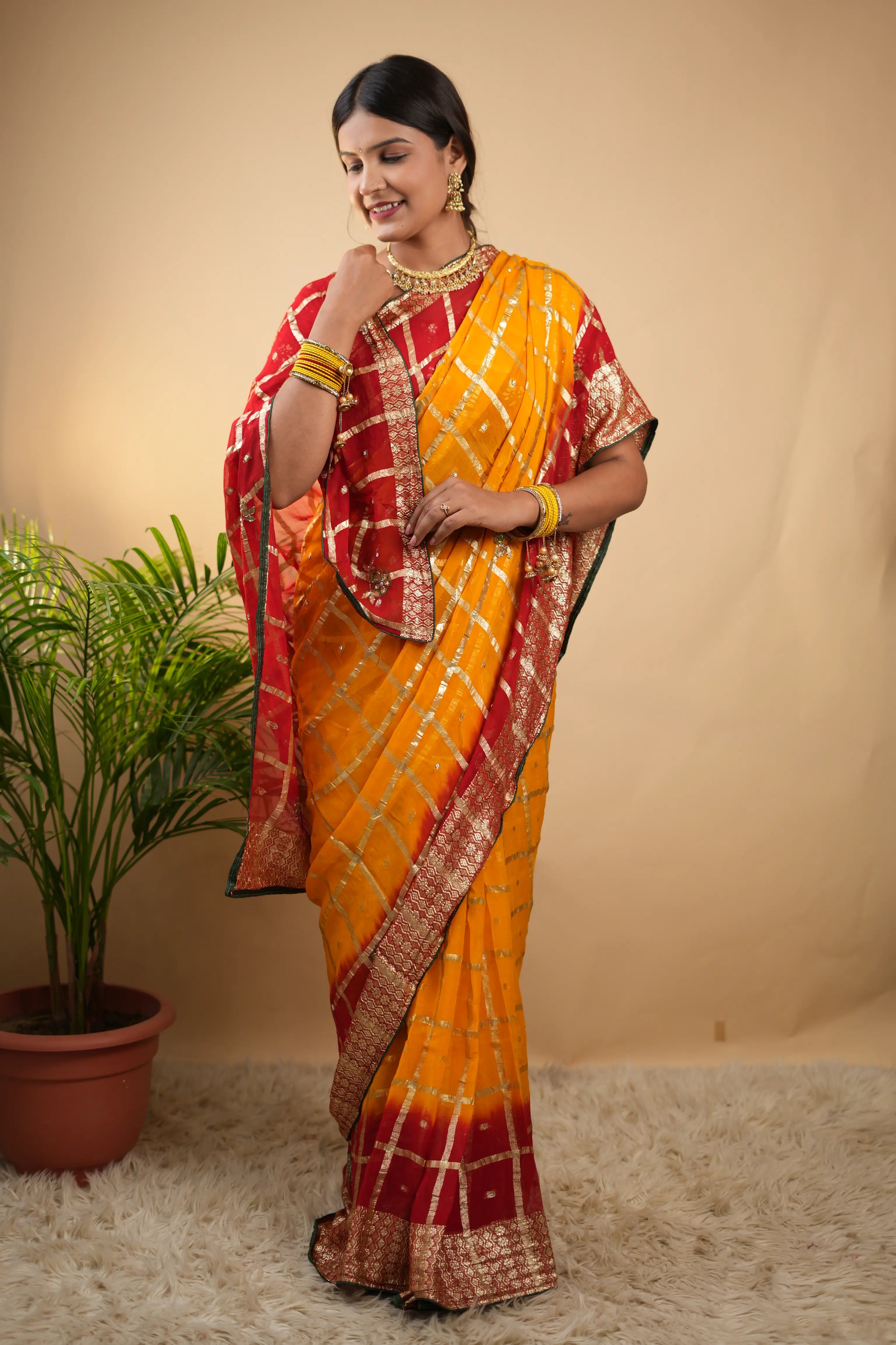 Checks Pattern Zari Weaving Handwork Traditional Pila Saree (With Blouse)