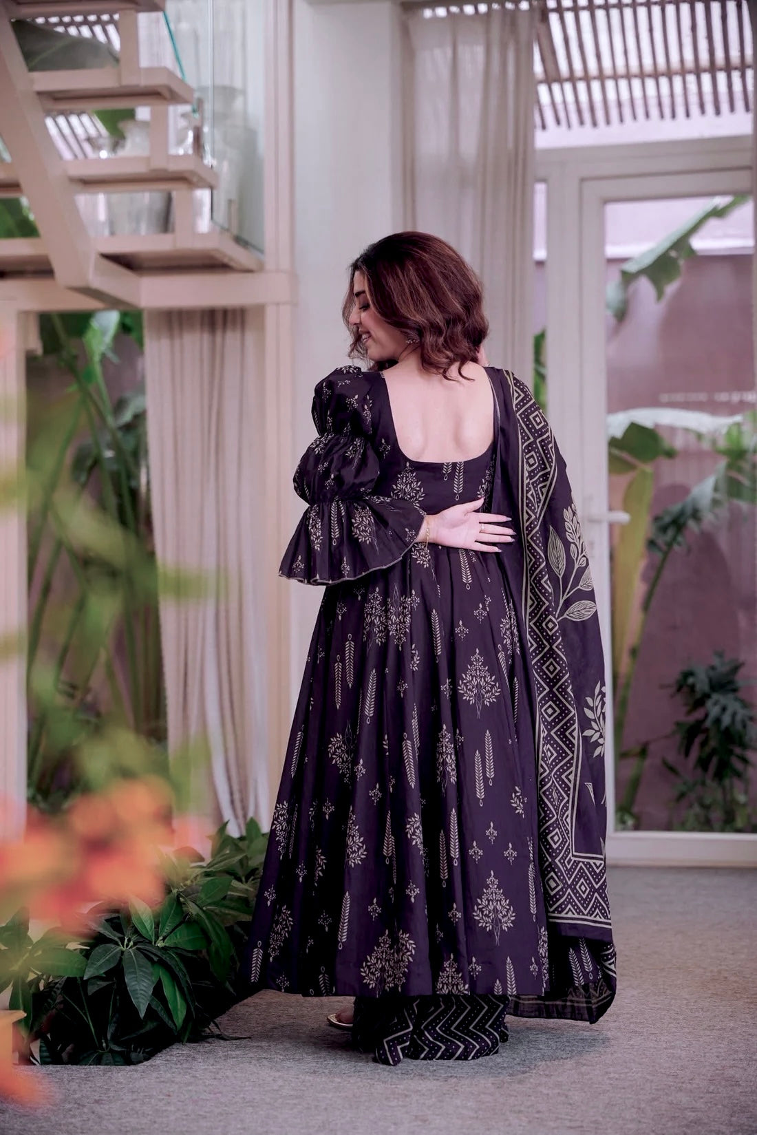 Elegant Maslin Cotton Anarkali Set with 5-Meter Flair & Full Sleeves
