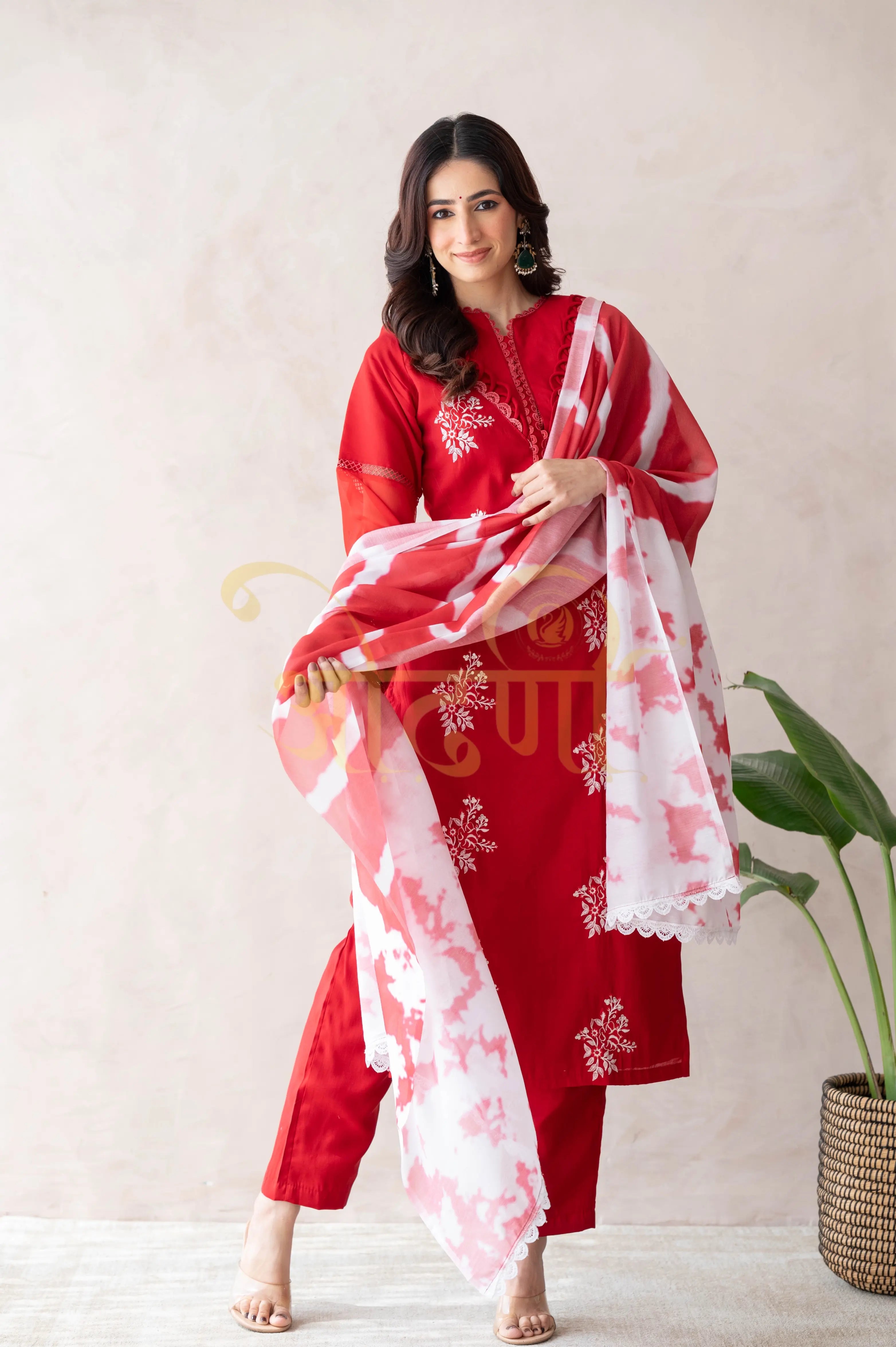 STRAIGHT FIT 3-PIECE SUIT WITH PRINTED DUPATTA