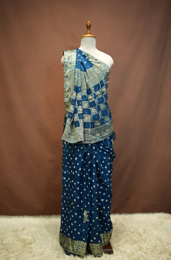 Gujrati Hand Bandhej Design Saree With Zari Weaving Boder With Handwork Touch