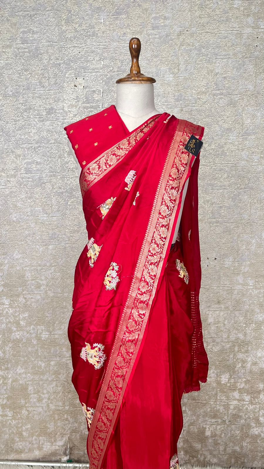 Premium Banarasi Silk Saree with Elegant Zari Border