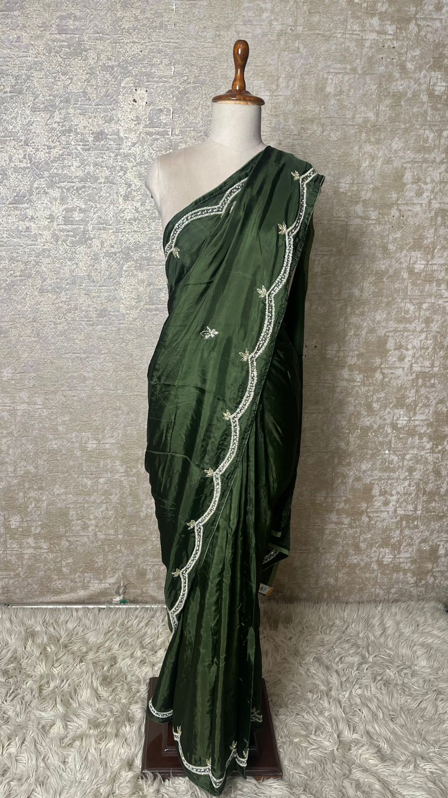 Elegant Handwork Designer Saree for Festive & Traditional Wear