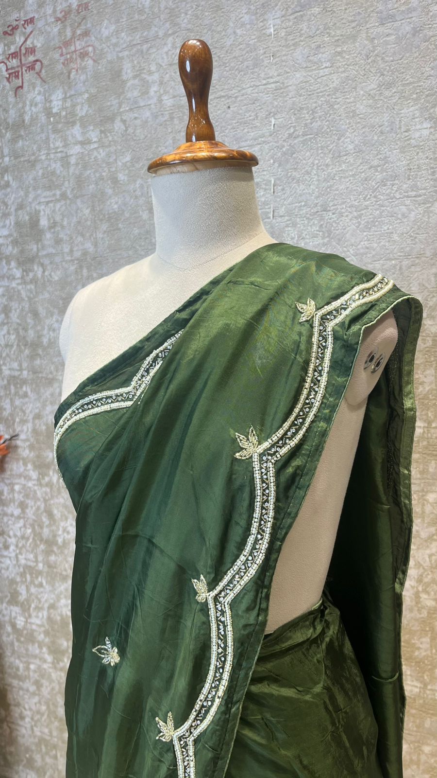Elegant Handwork Designer Saree for Festive & Traditional Wear